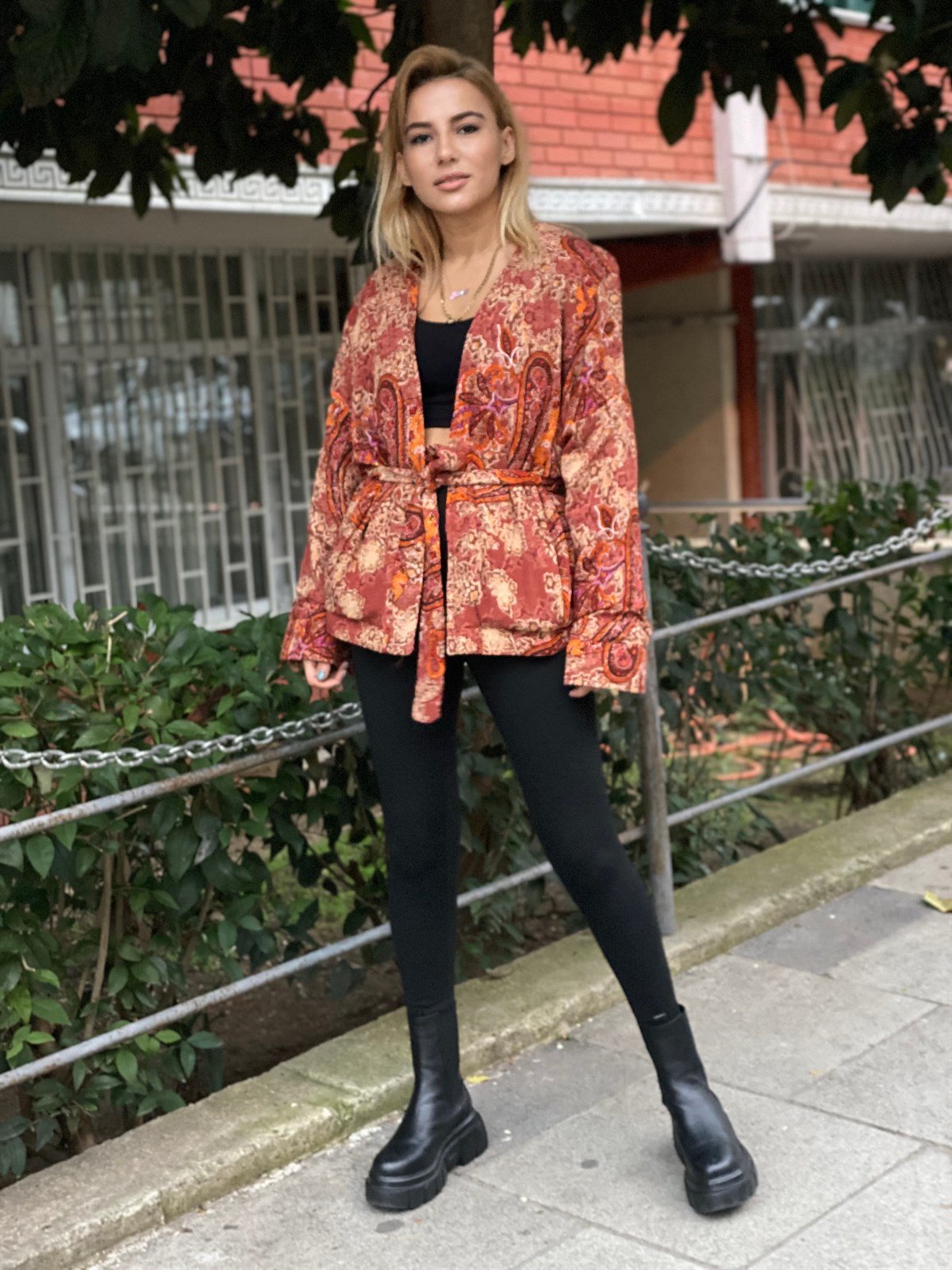 Şal Desen Kuşaklı Puffy CeketMONT/CEKET