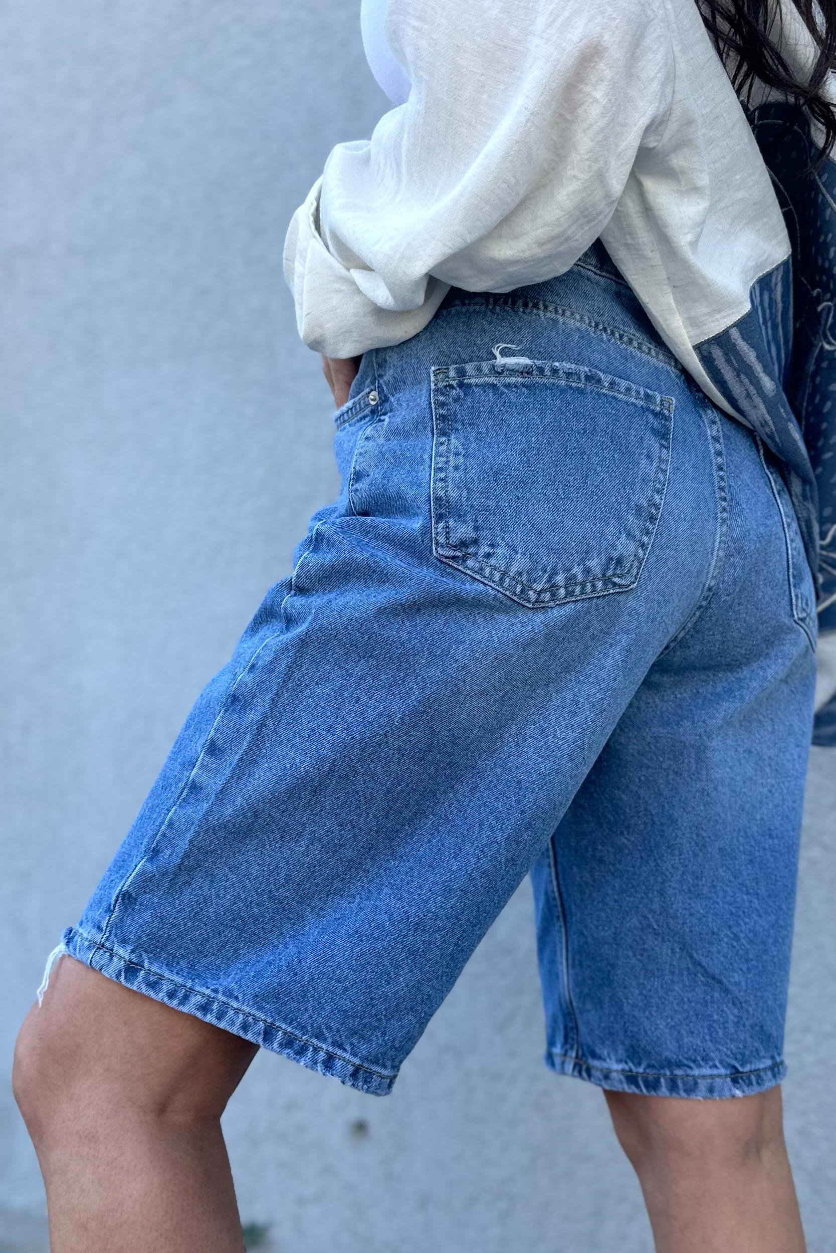 Şehir Boy Orta Mavi Denim ŞortŞORTLAR