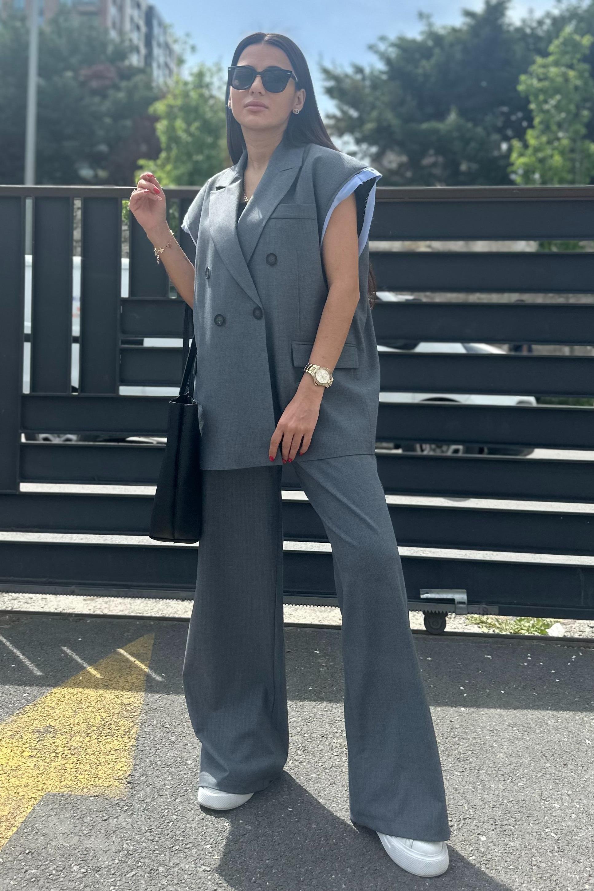 Sırt Detaylı Oversize YelekMONT/CEKET