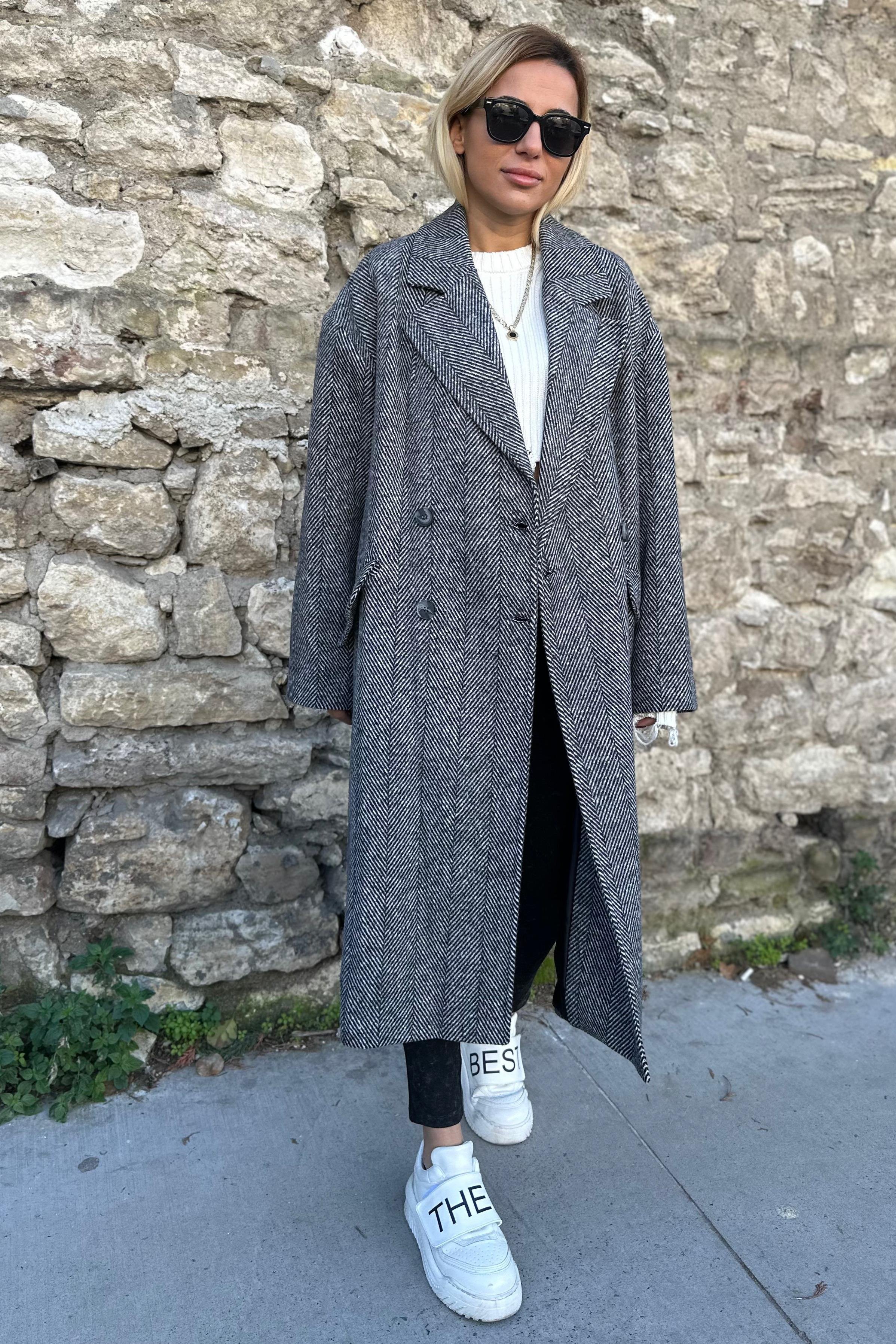 Sırtı Yazılı Balık Sırtı KabanMONT/CEKET