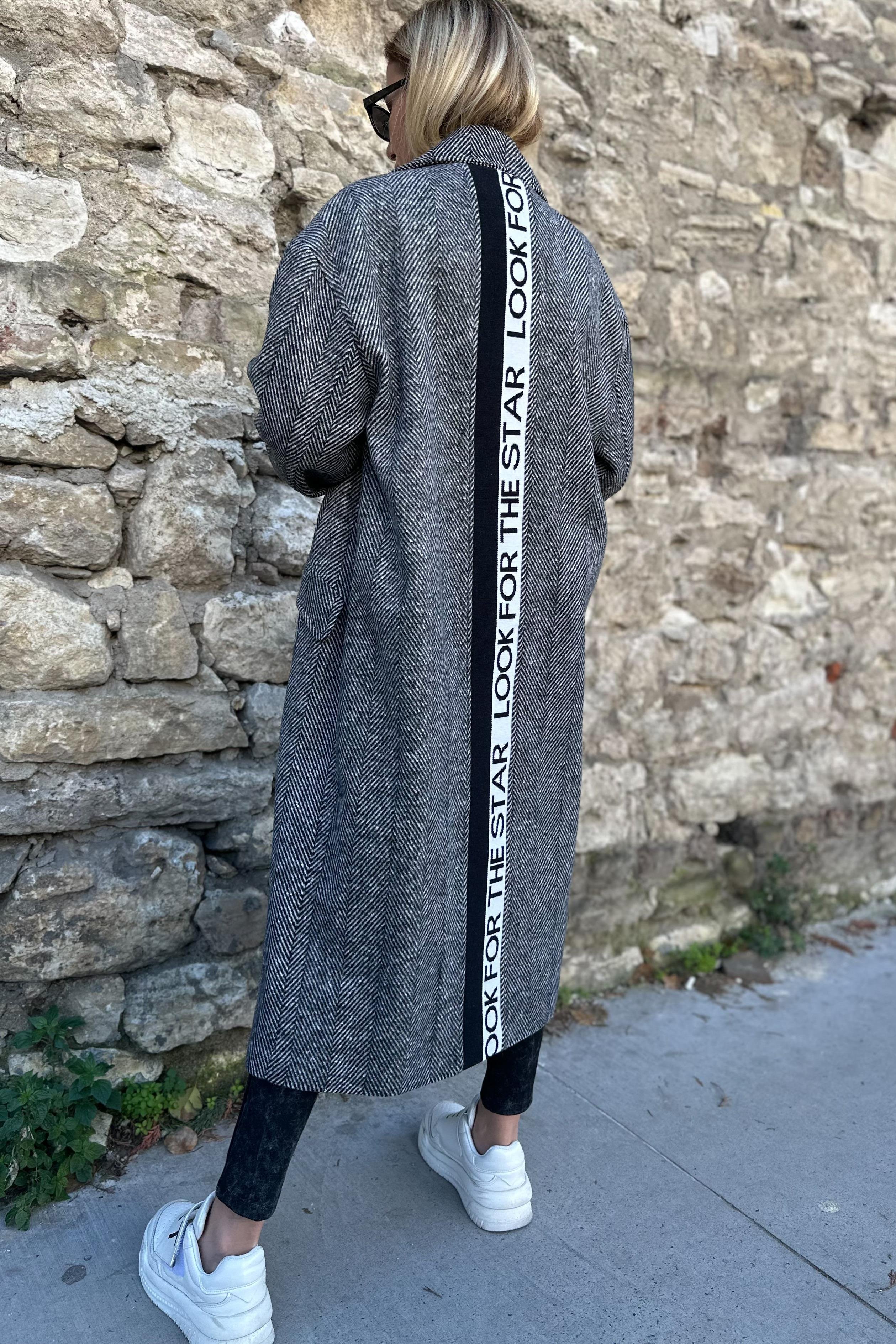 Sırtı Yazılı Balık Sırtı KabanMONT/CEKET