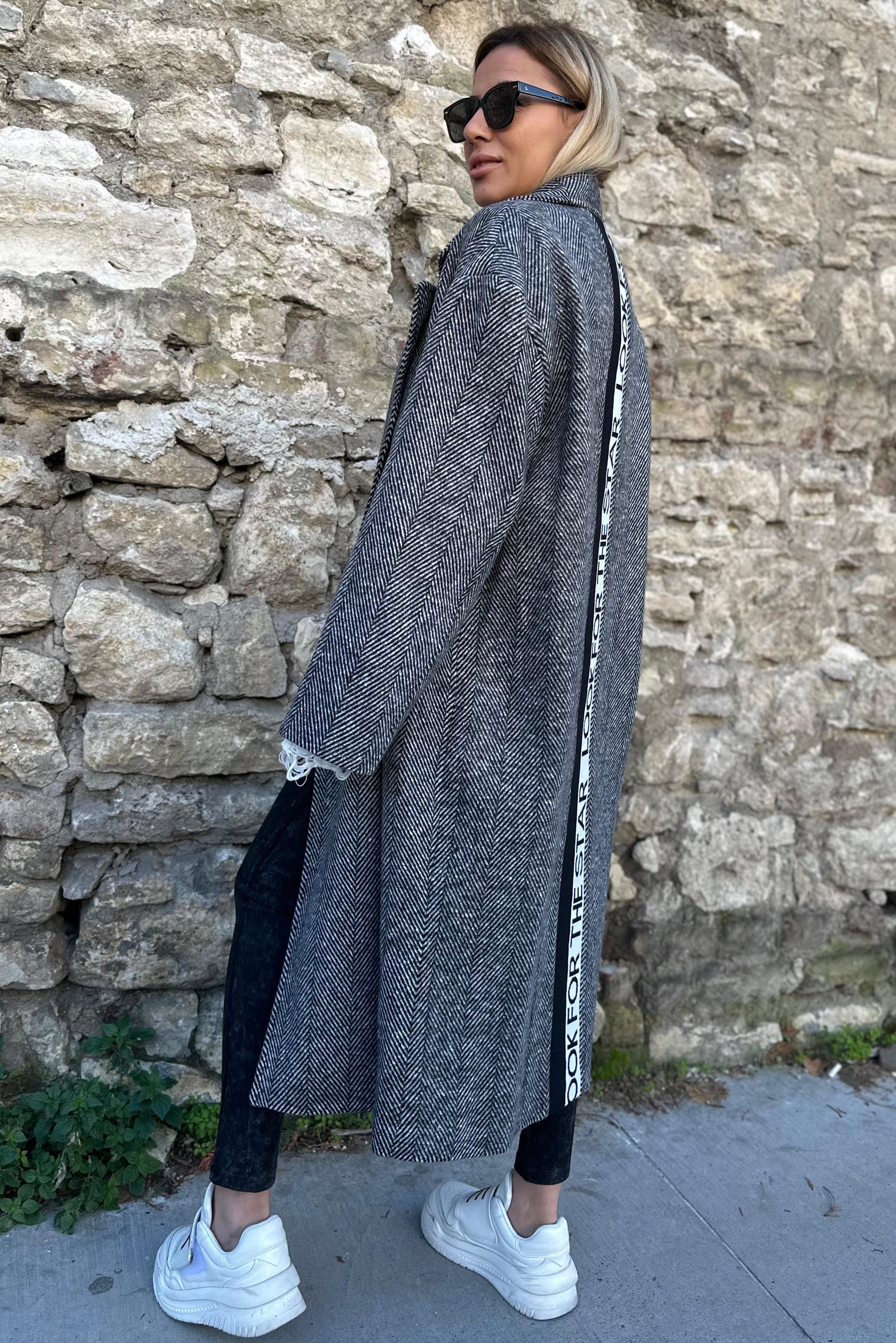 Sırtı Yazılı Balık Sırtı KabanMONT/CEKET