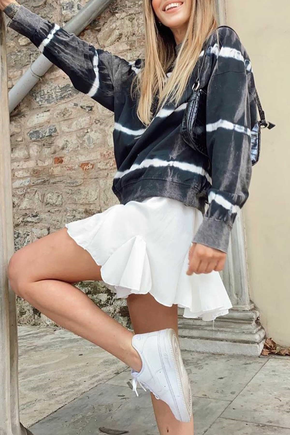 Siyah Yıkamalı Batik Sweat