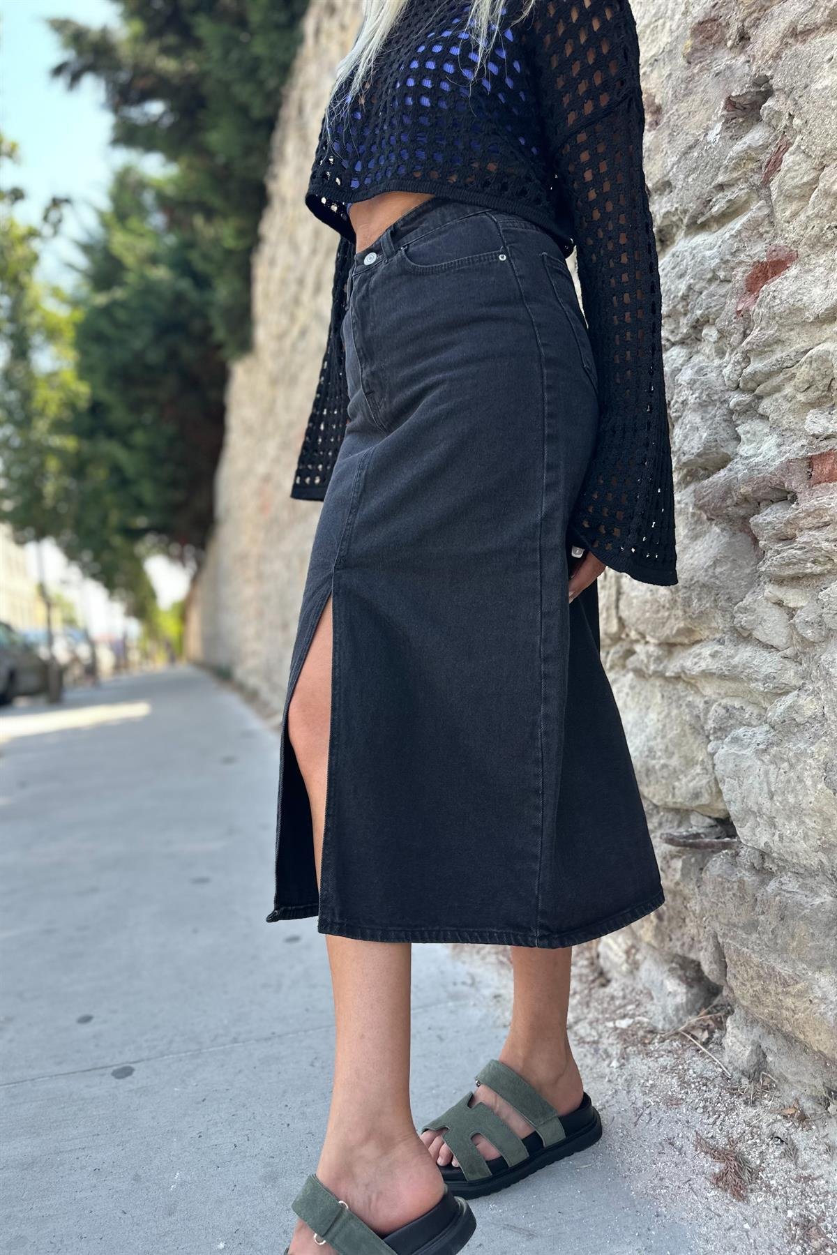 Siyah Yırtmaçlı Denim EtekETEK