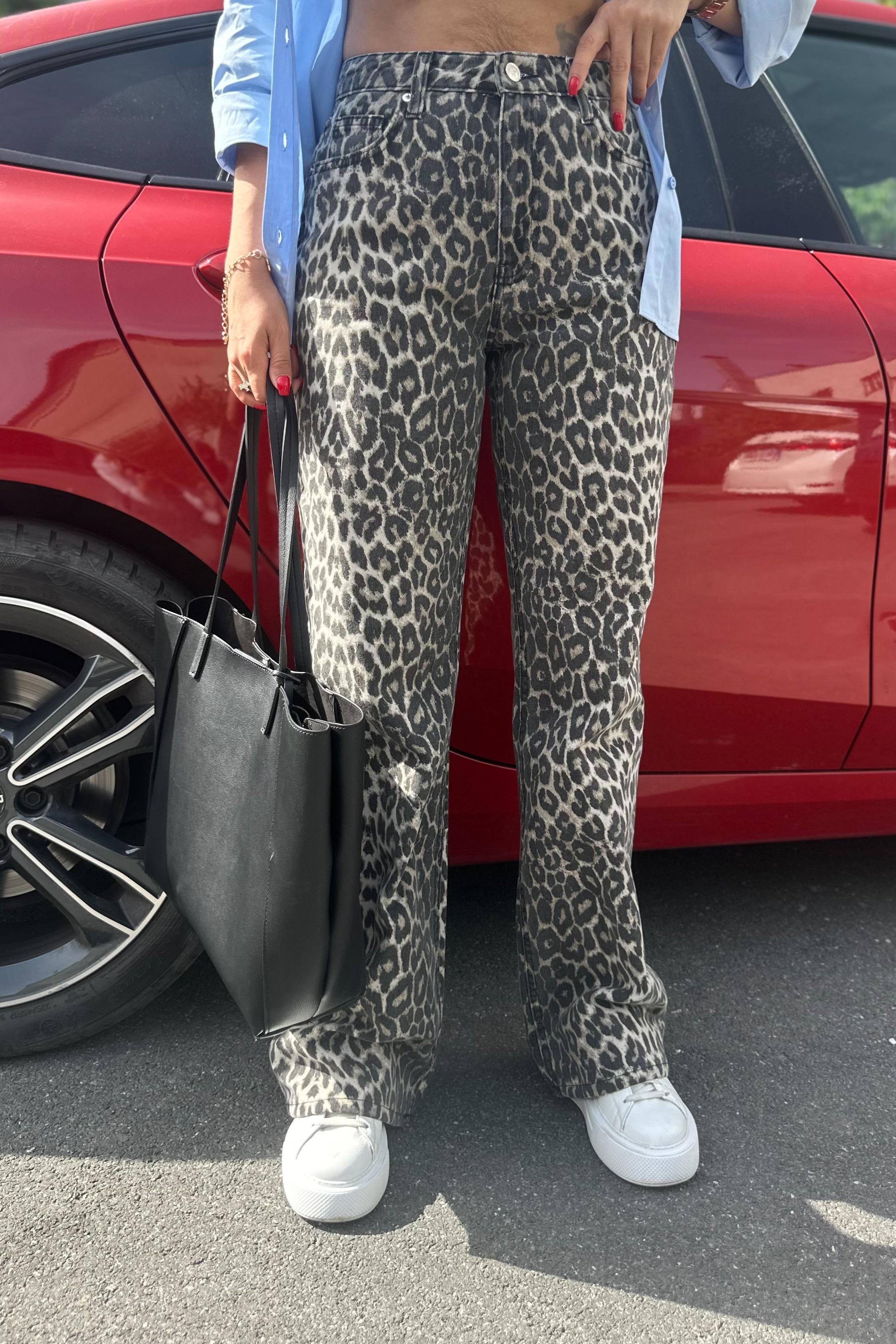 Straight Kesim Leopar Jean JEAN