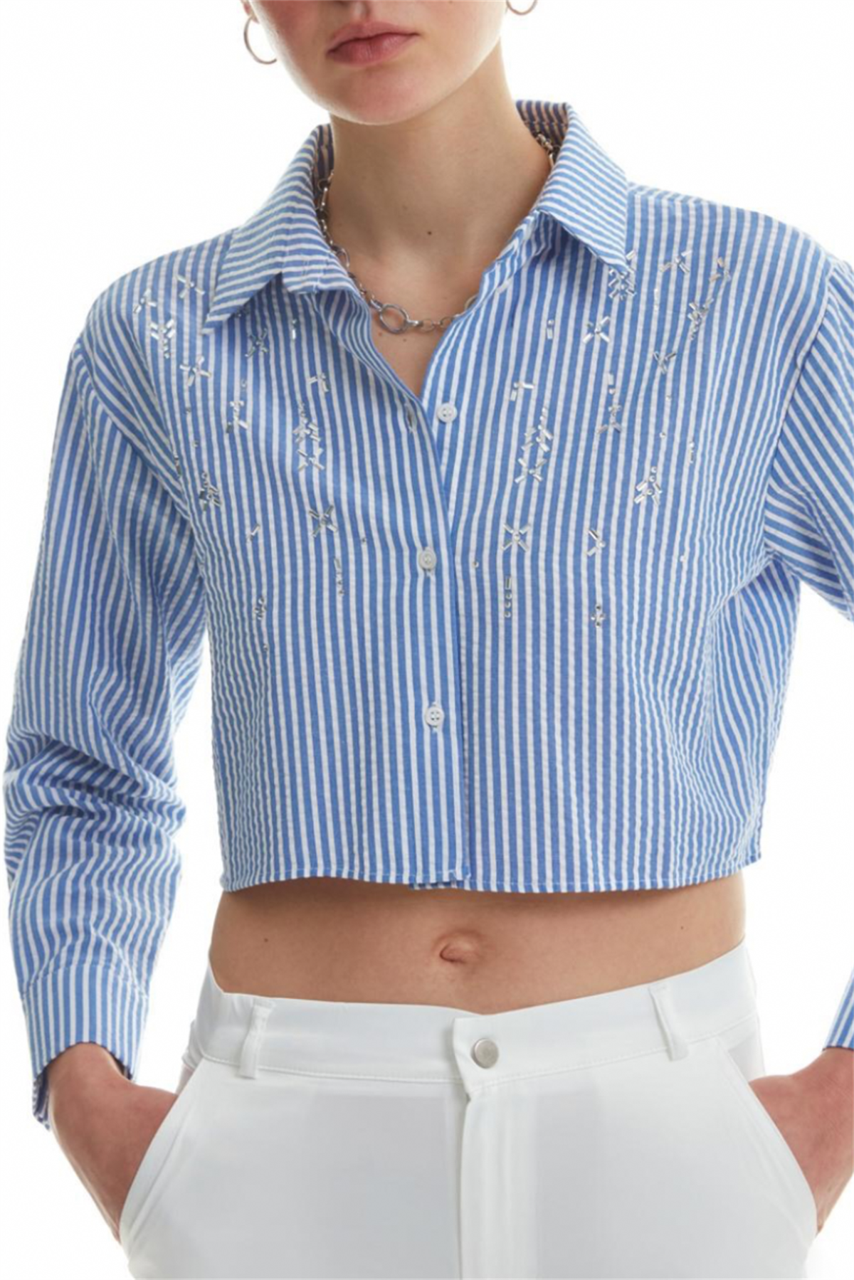 Taş Detay Çizgili Crop GömlekGÖMLEK