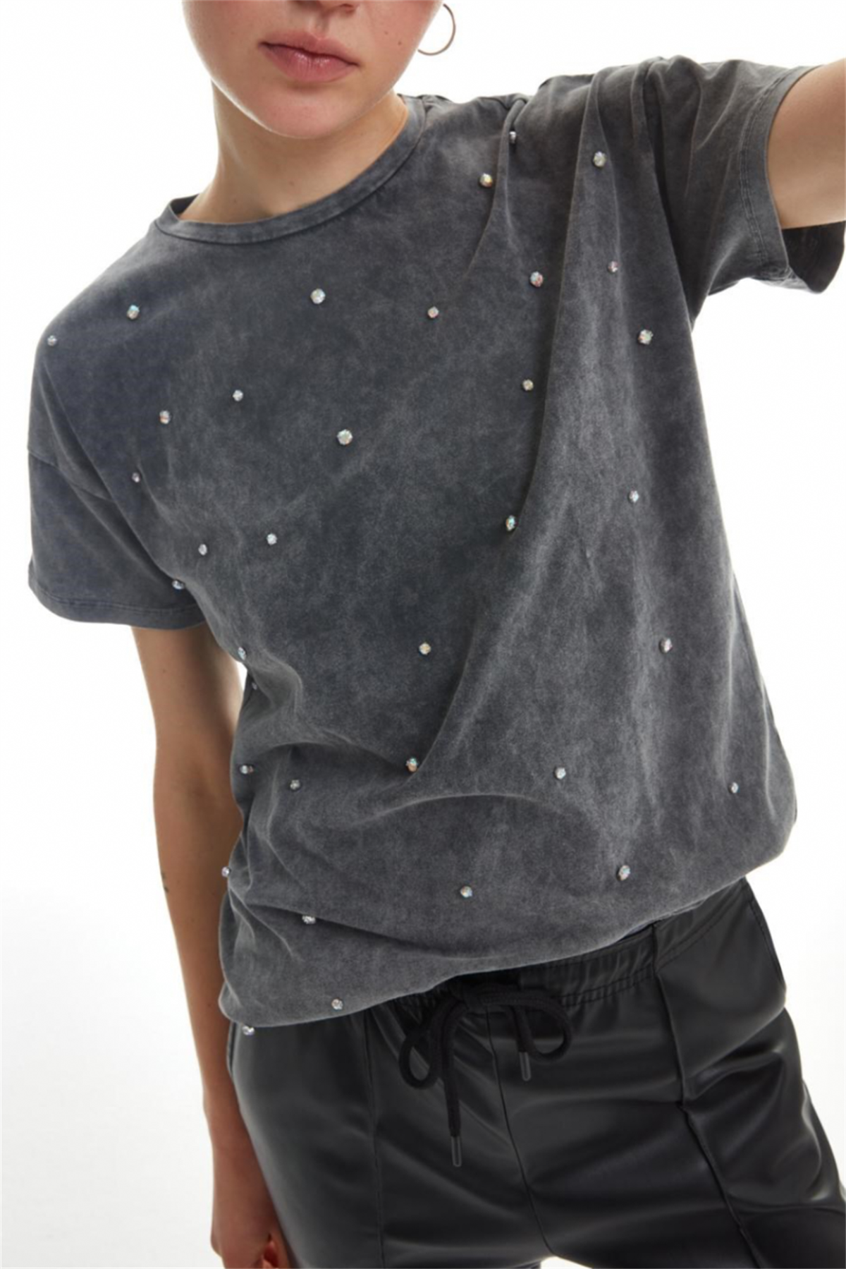 Taşlı Antrasit TshirtTSHİRT