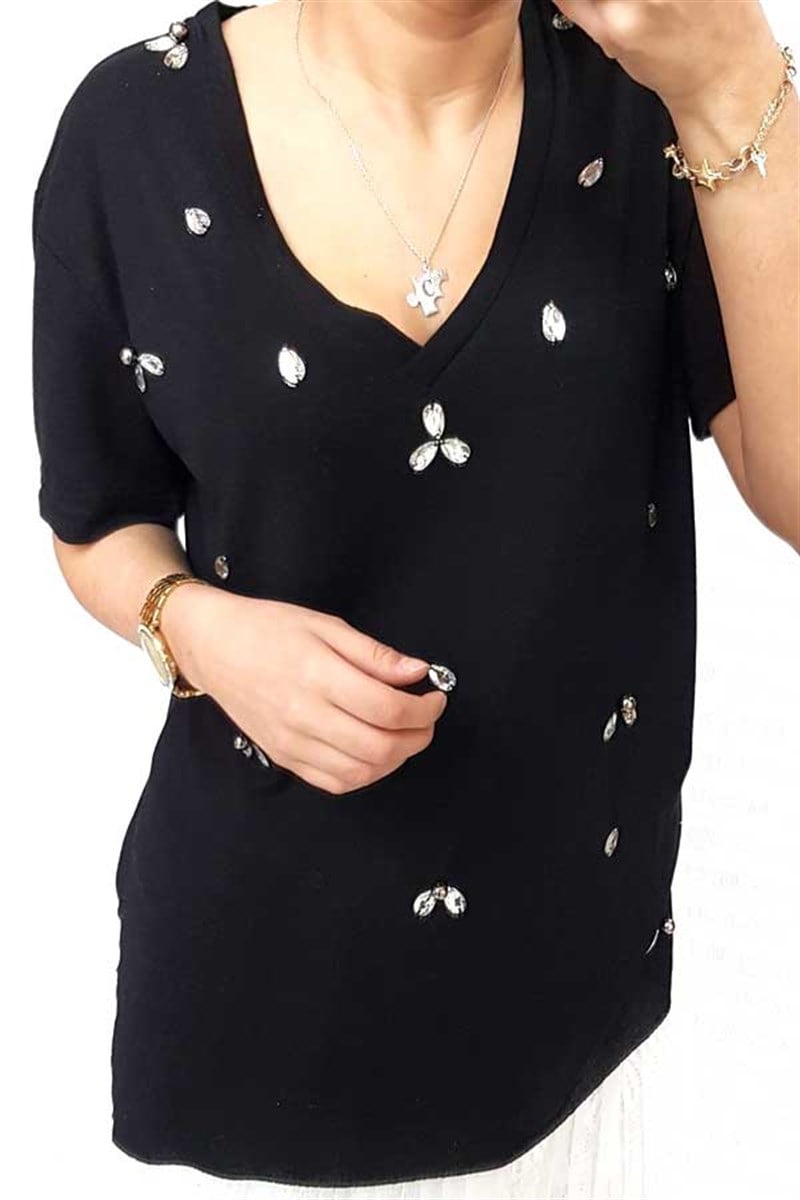 Taşlı V Yaka Tshirt