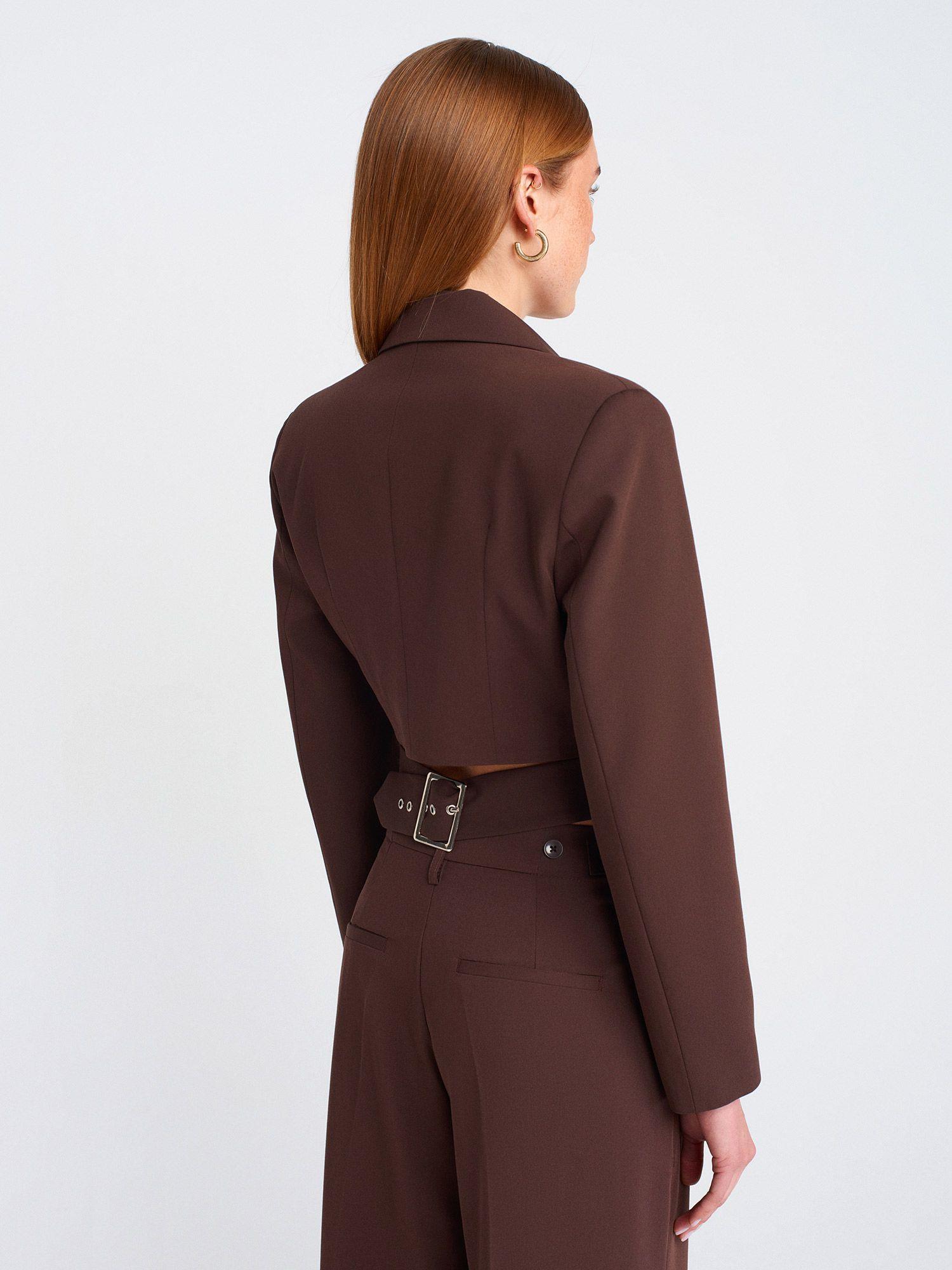 Toka Detaylı Crop Kahverengi Blazer CeketMONT/CEKET
