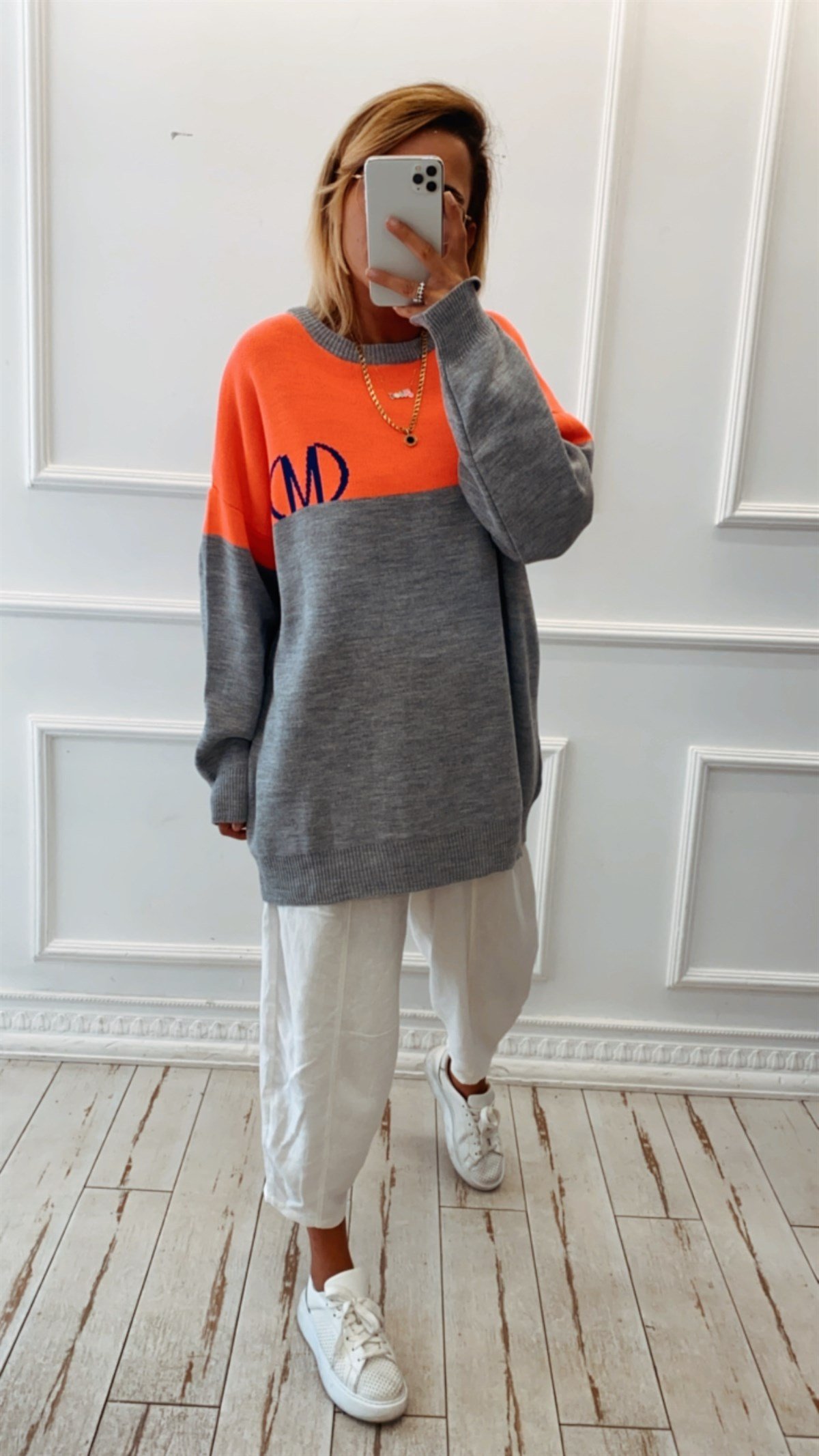 Turuncu Gri Garnili M Harfli Oversize Kazak