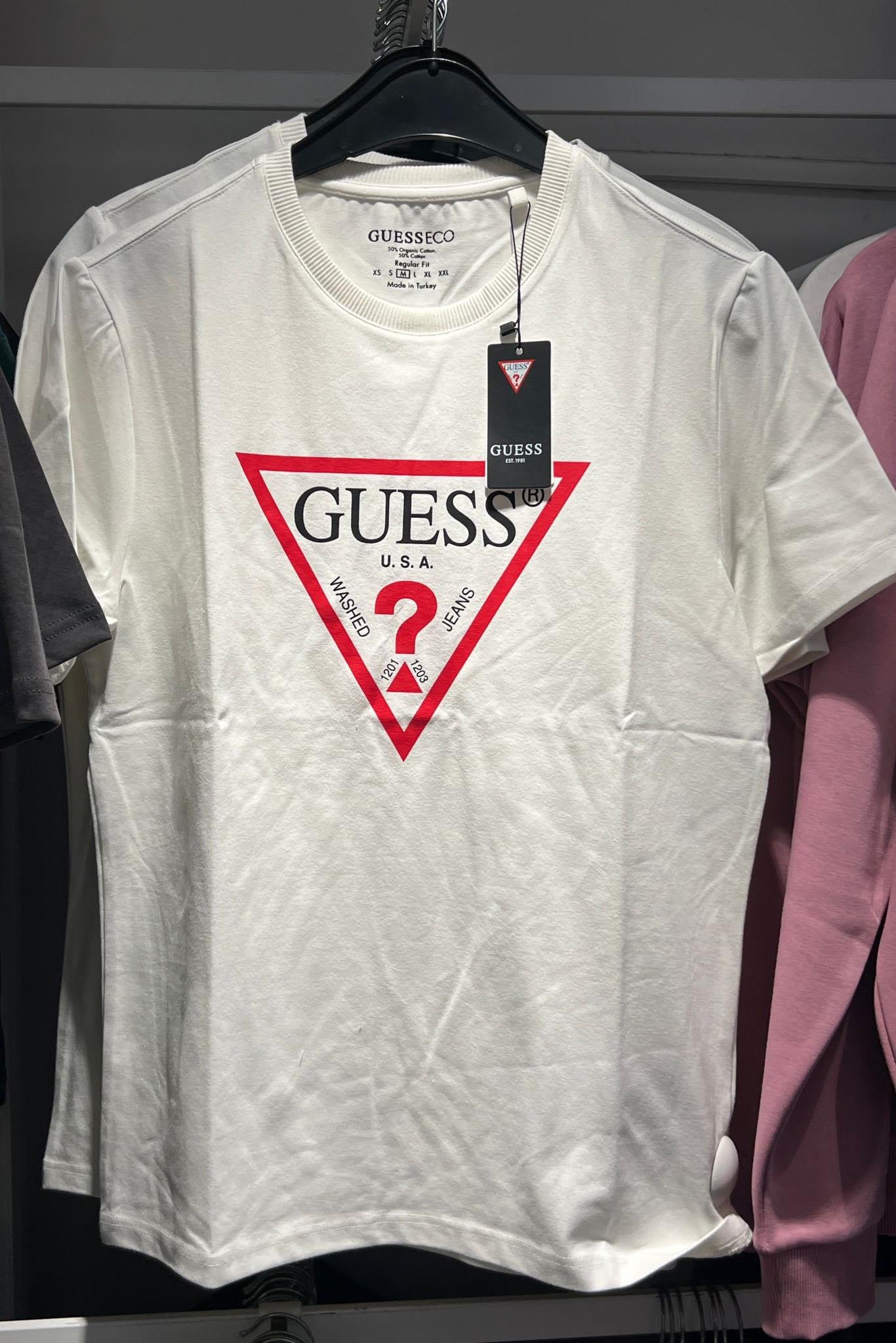 Üçgen Logolu TshirtYENİ GELENLER