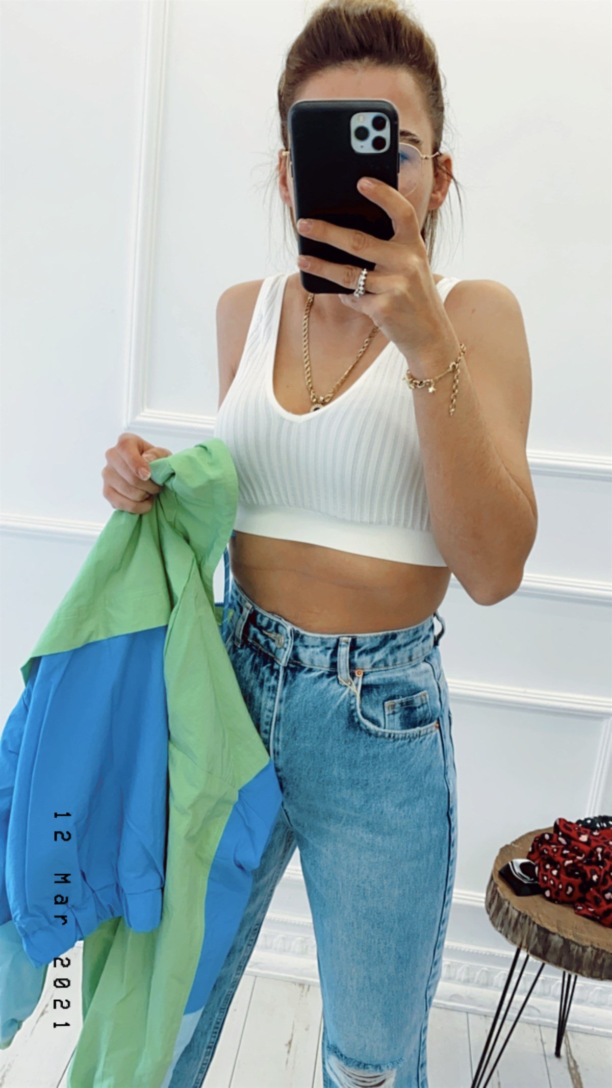 V Yaka Kırışık Crop