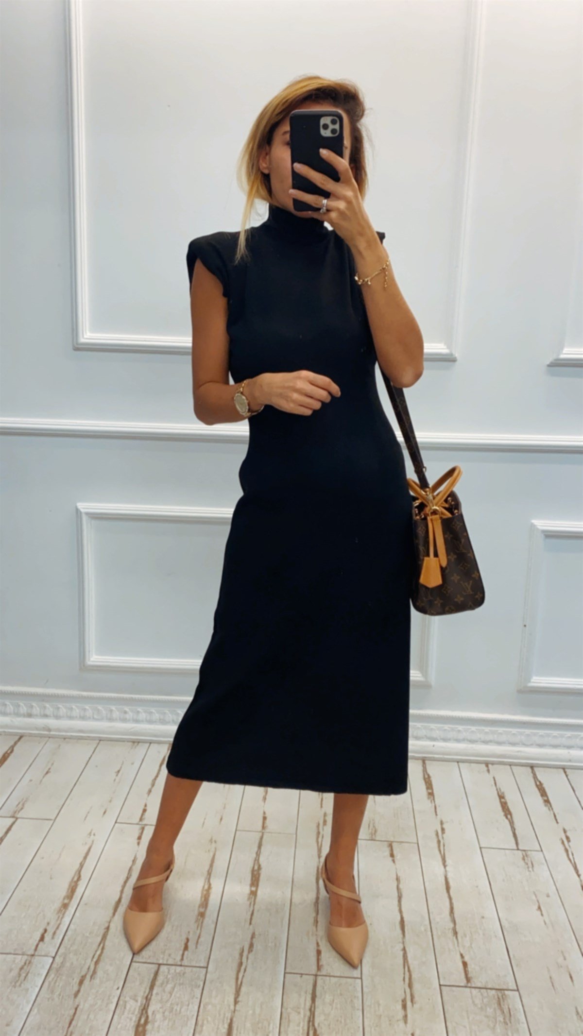 Vatkalı Triko ElbiseELBİSE