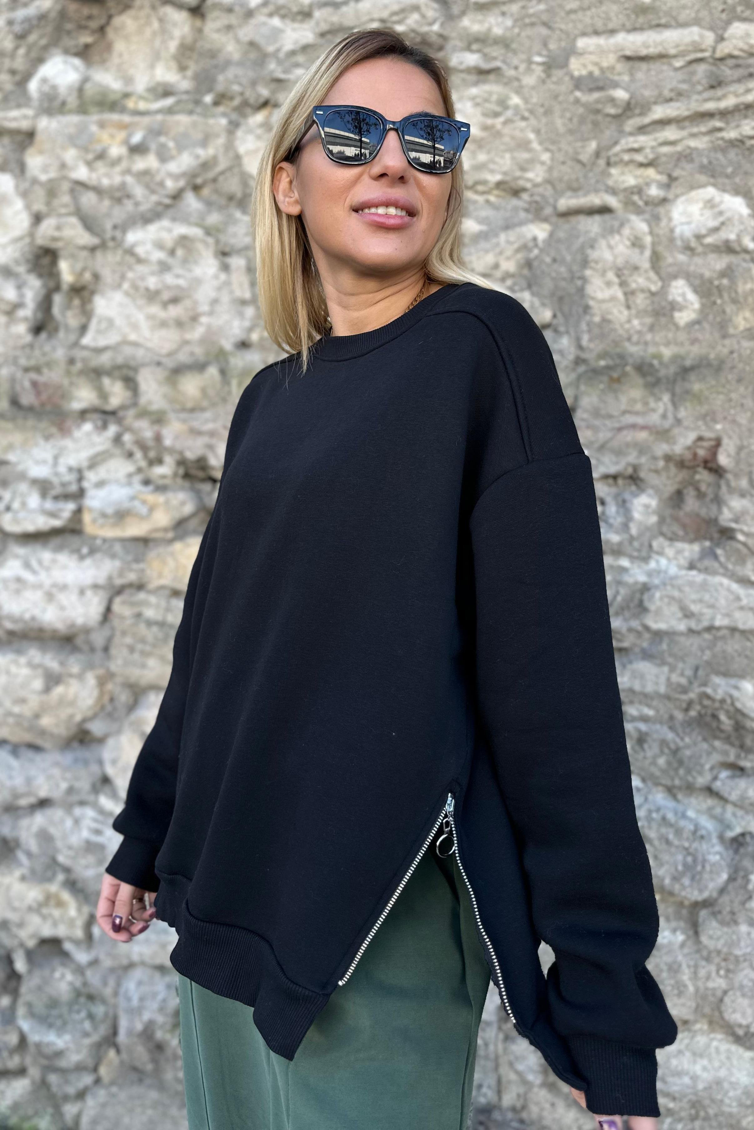 Yanları Fermuarlı Siyah SweatshirtSWEATSHİRT