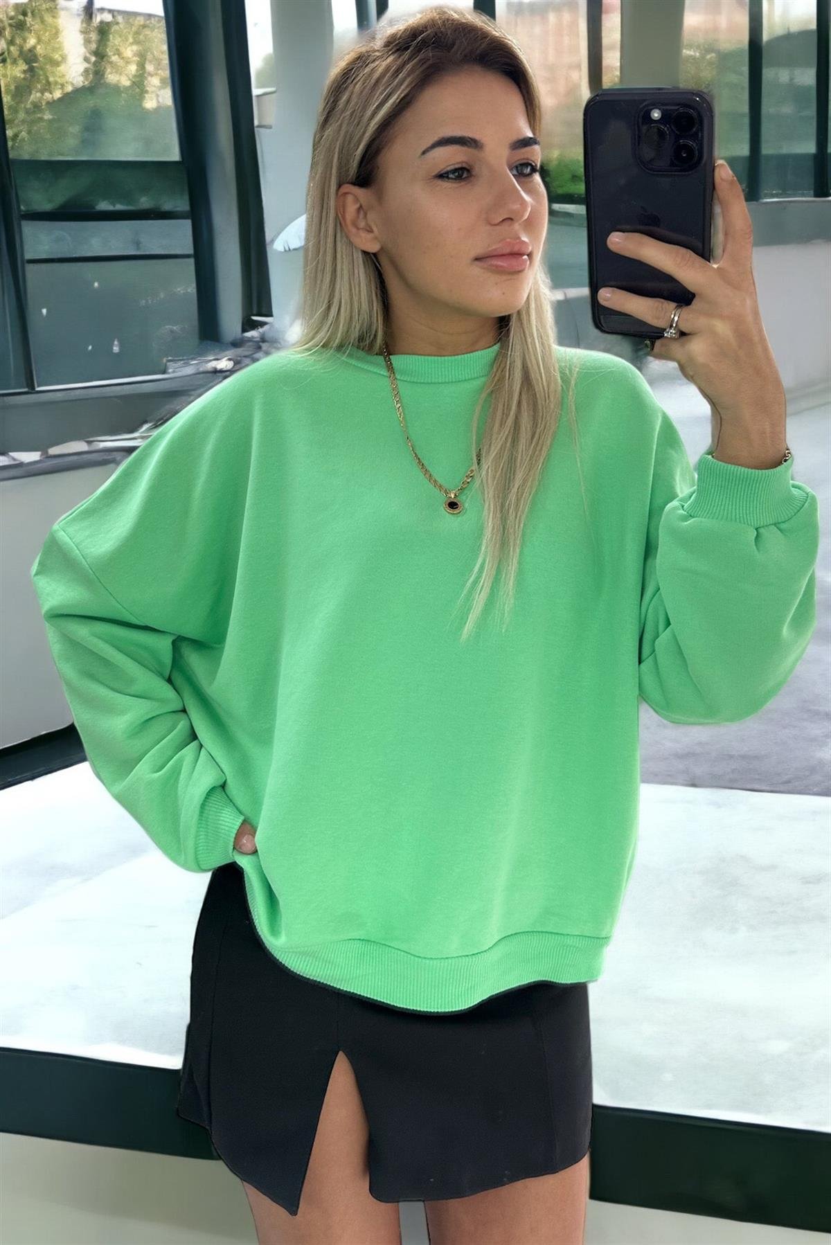 Yeşil Basic SweatshirtSWEATSHİRT