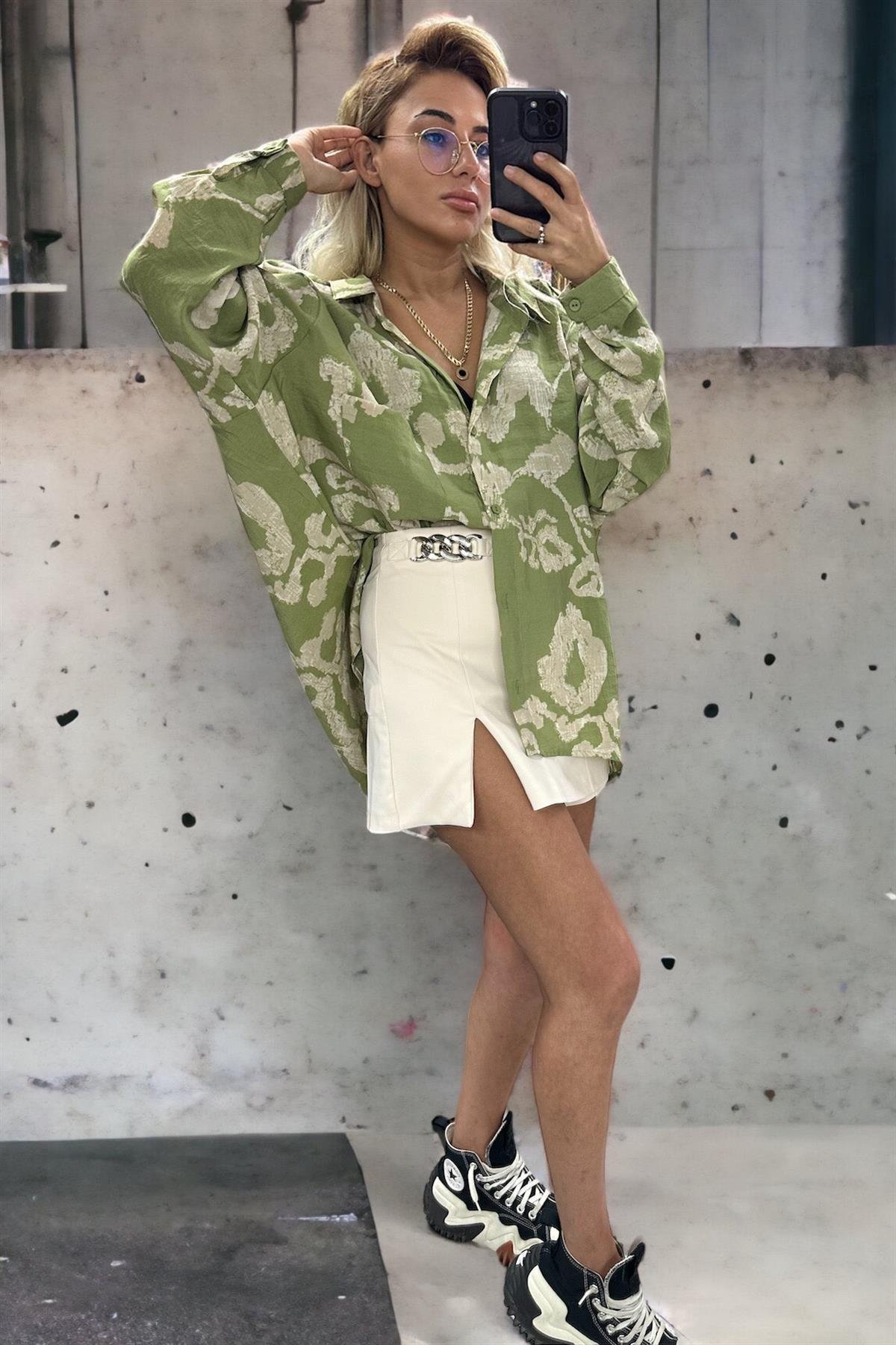 Yeşil Desenli Oversize Gömlek GÖMLEK