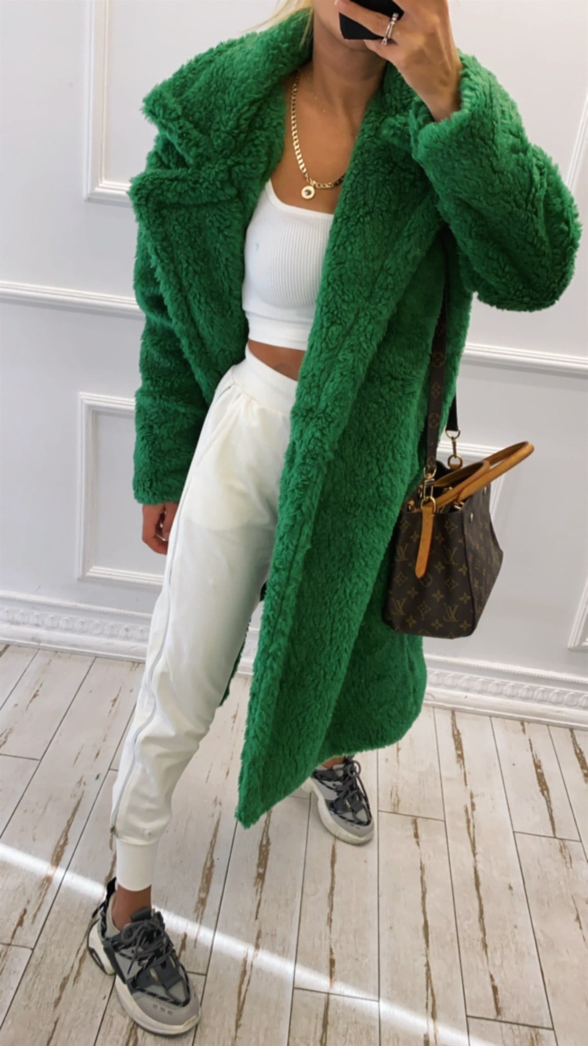 Yeşil Peluş Midi KabanMONT/CEKET
