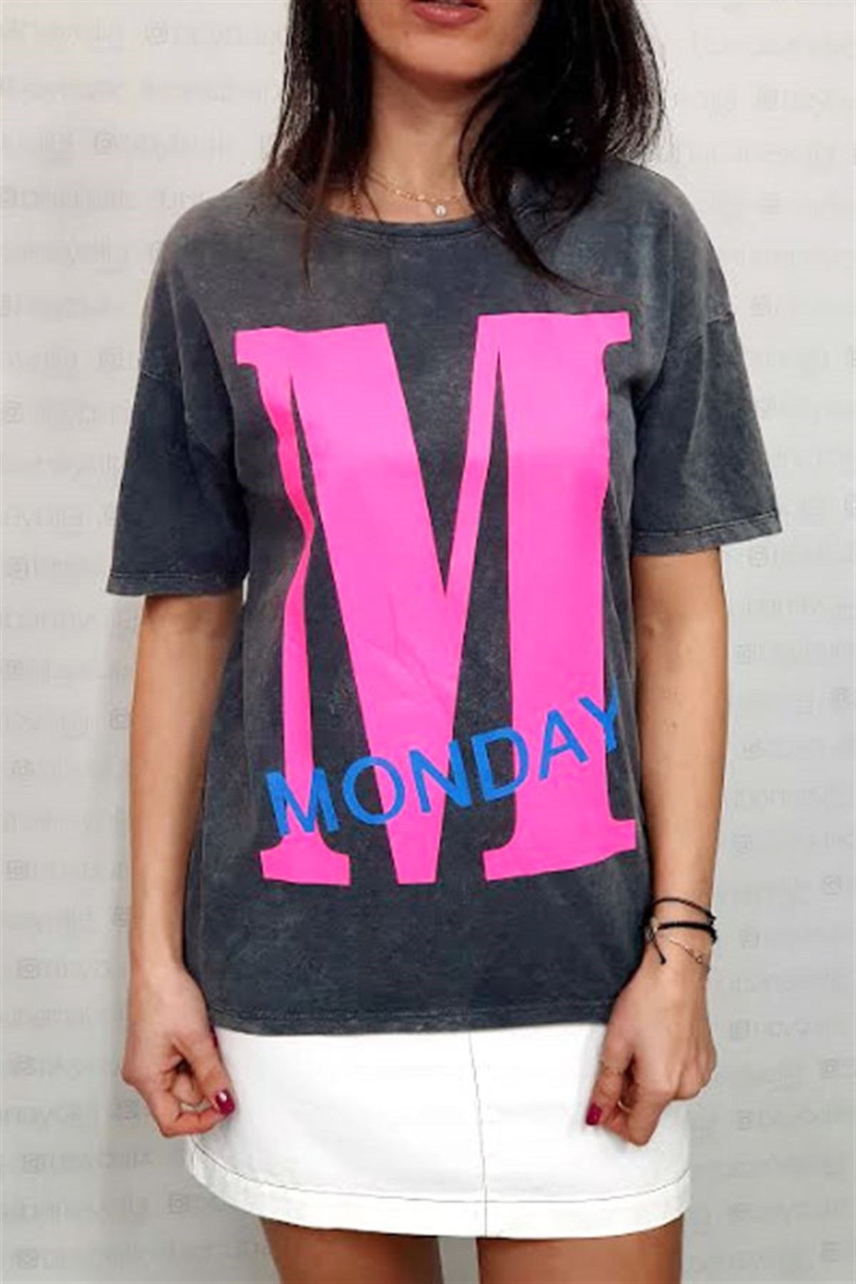 Yıkamalı Yazılı Monday Tshirt