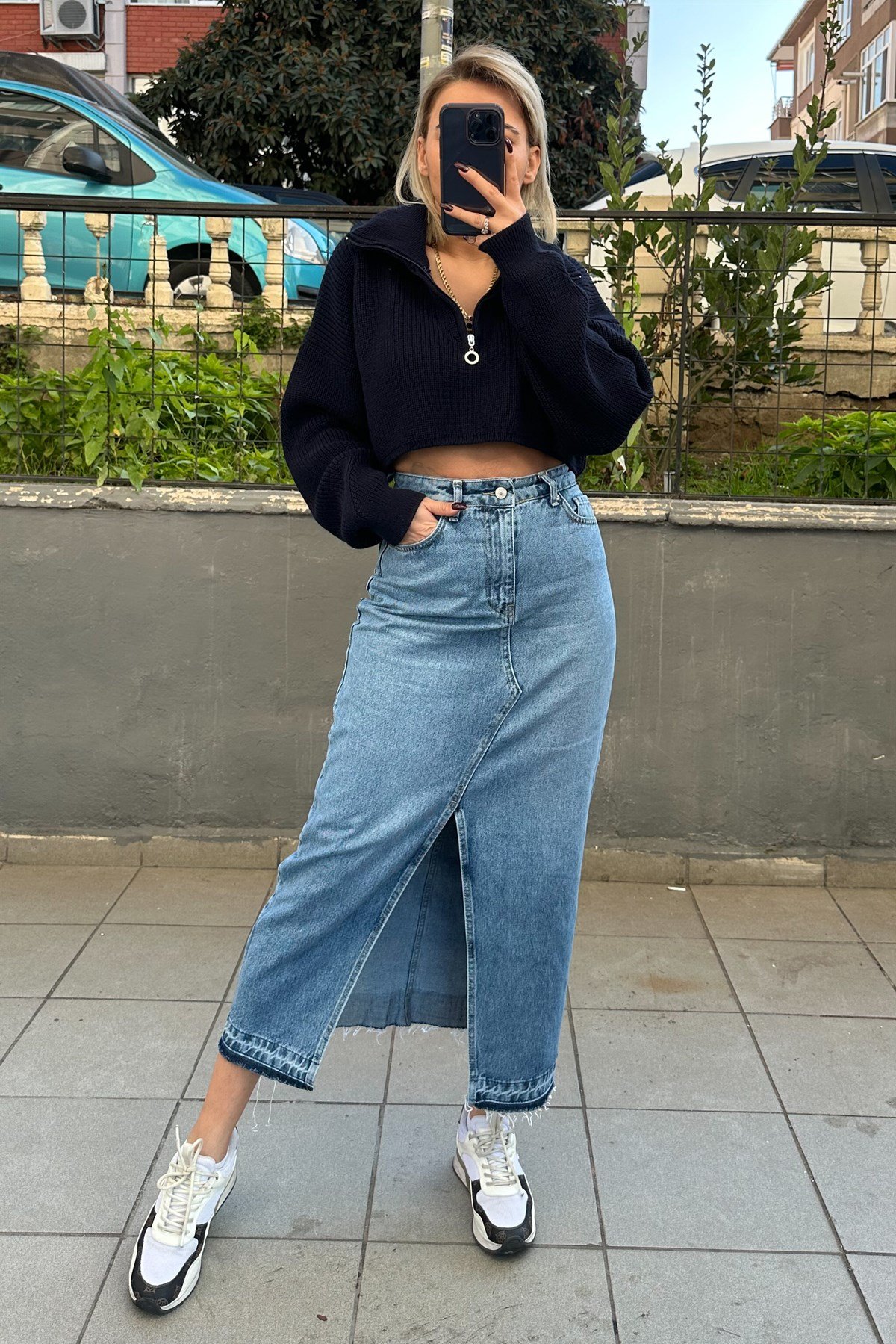 Yırtmaçlı Mavi Denim EtekETEK