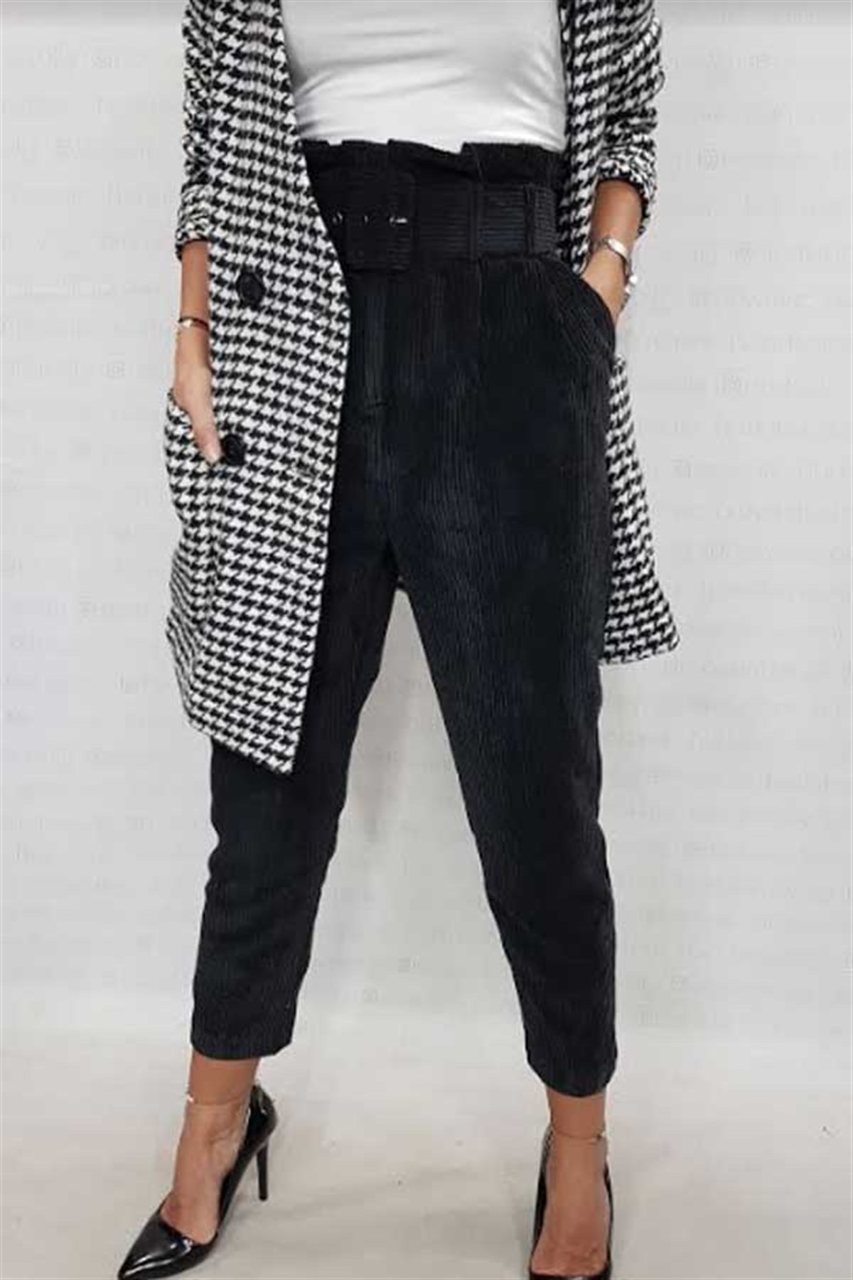 Yüksek Bel Kemerli Fitilli Kadife Pantalon