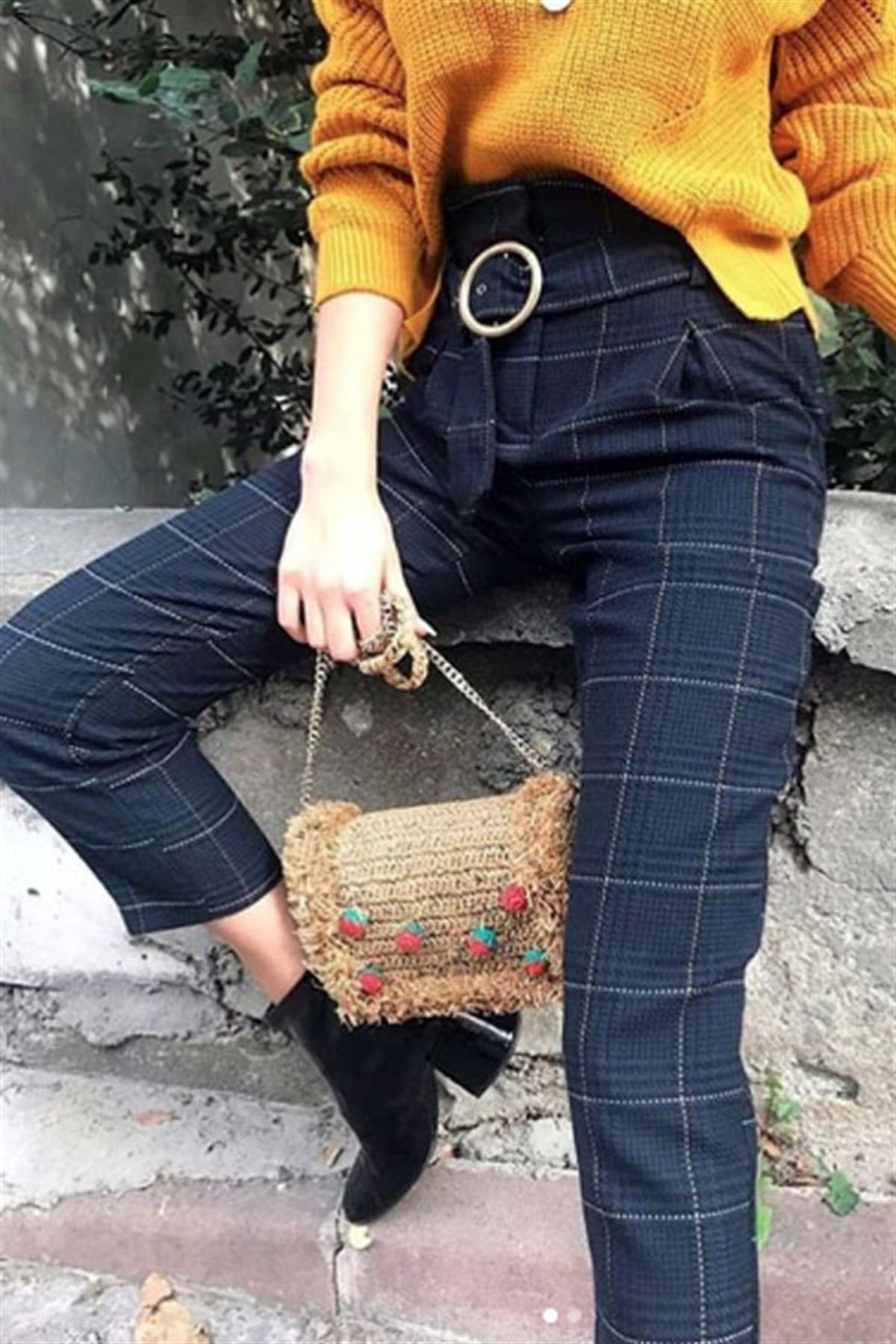 Yüksek Bel Kemerli Lacivert Ekoseli Pantalon