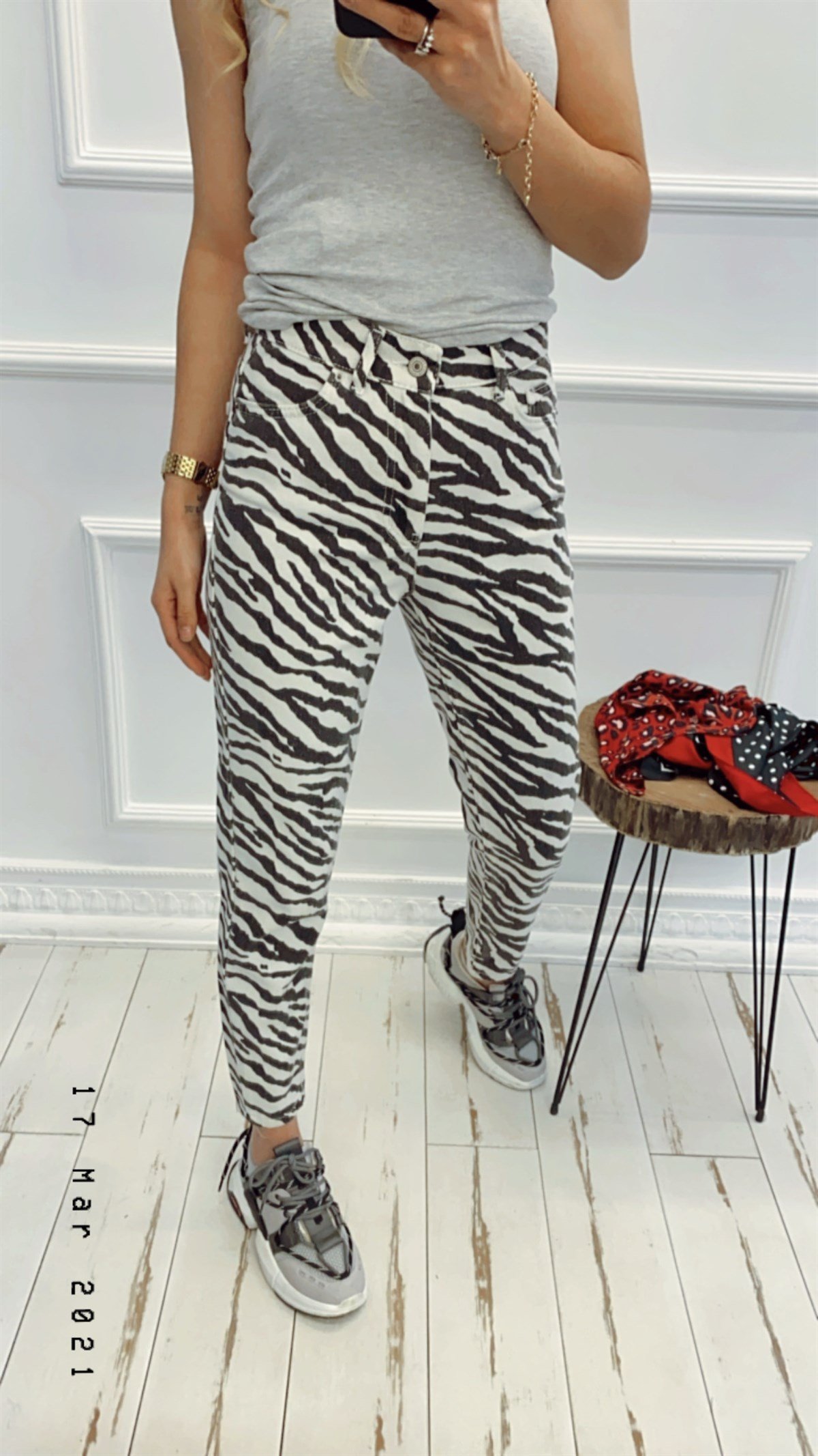 Zebra Mom Kalıp Jean