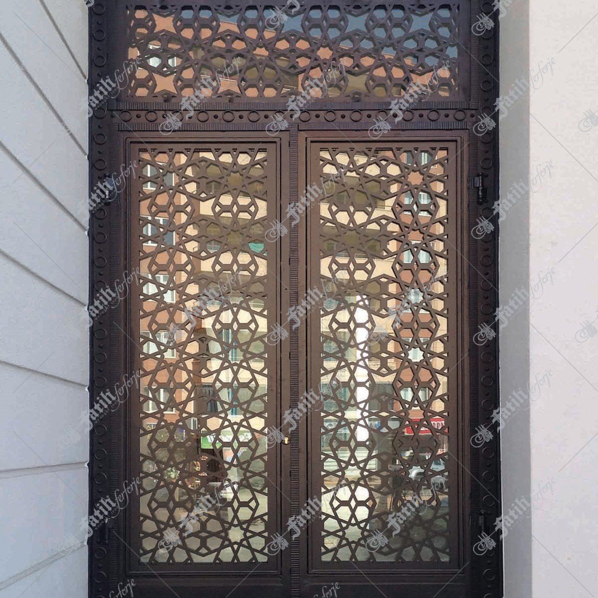 1337 KODLU FERFORJE KAPI