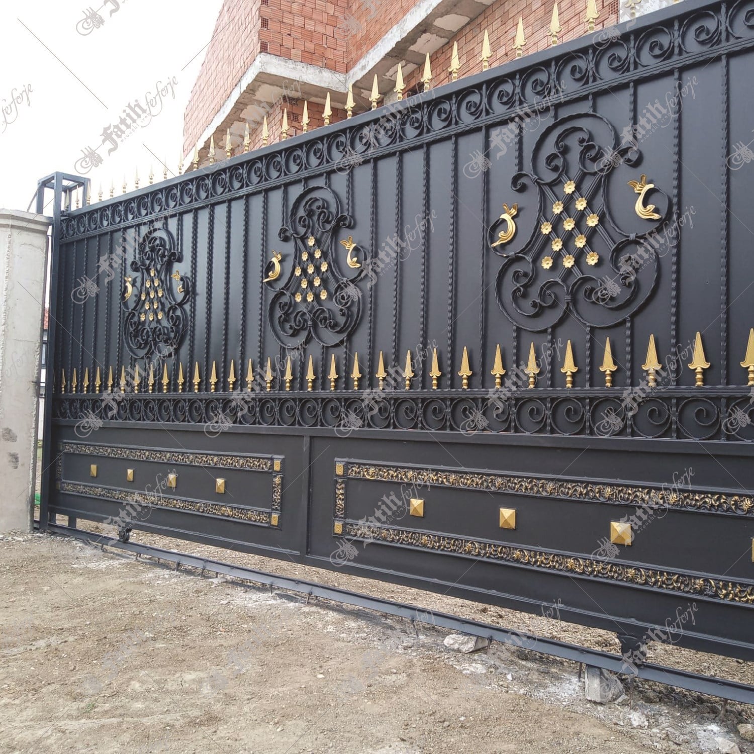 1418 KODLU FERFORJE KAPI | WROUGHT IRON GATES | Fatih Ferforje