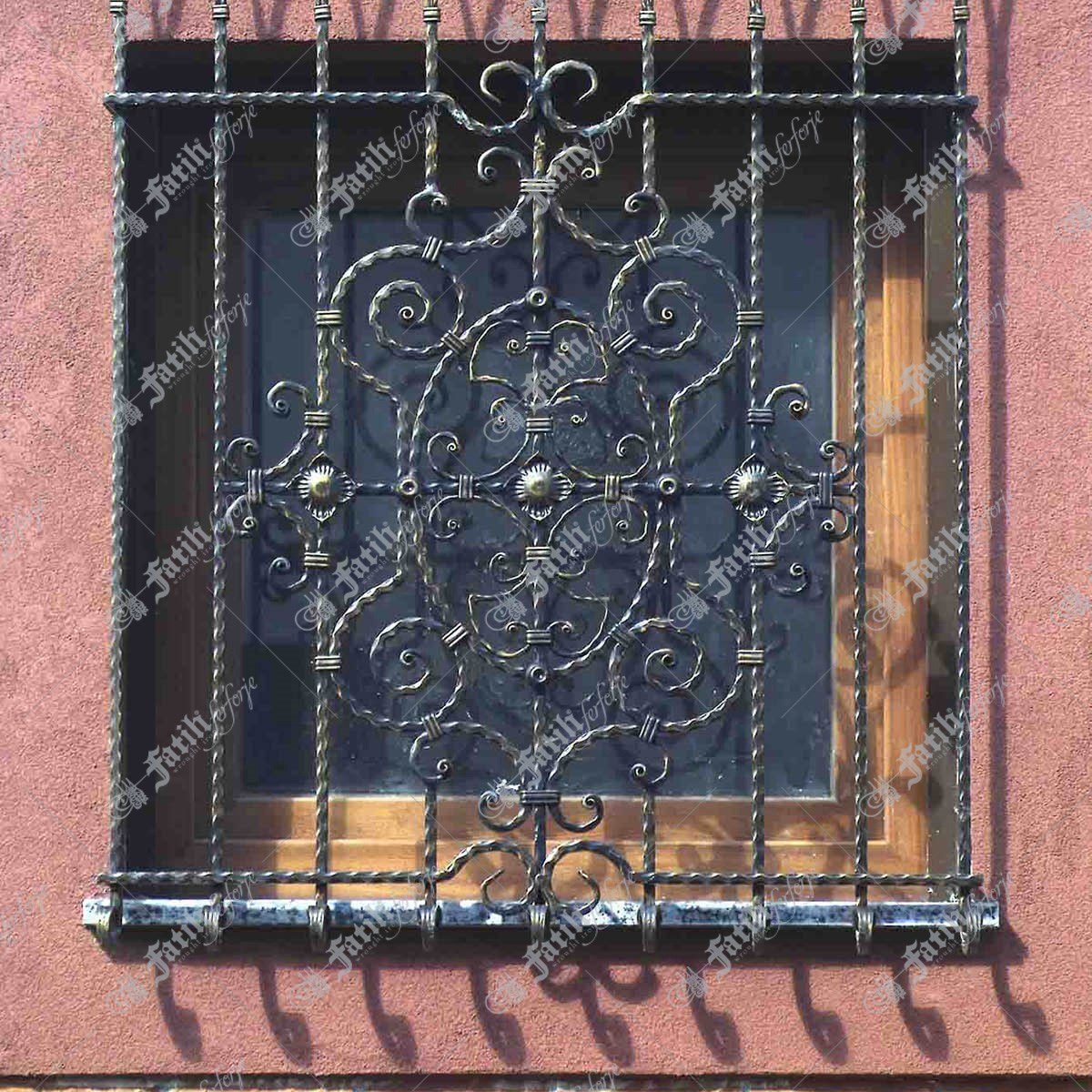 4026 KODLU FERFORJE PENCERE