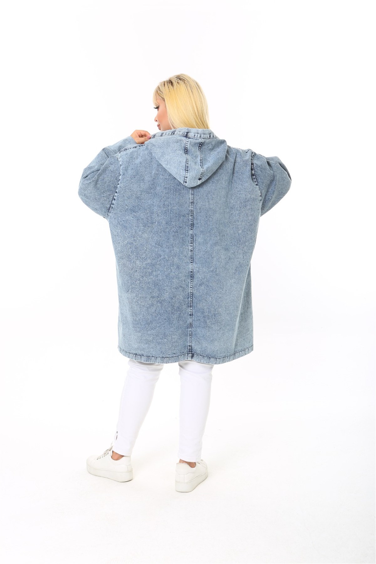 Battal Beden Kapşonlu Denim Kadın Ceket