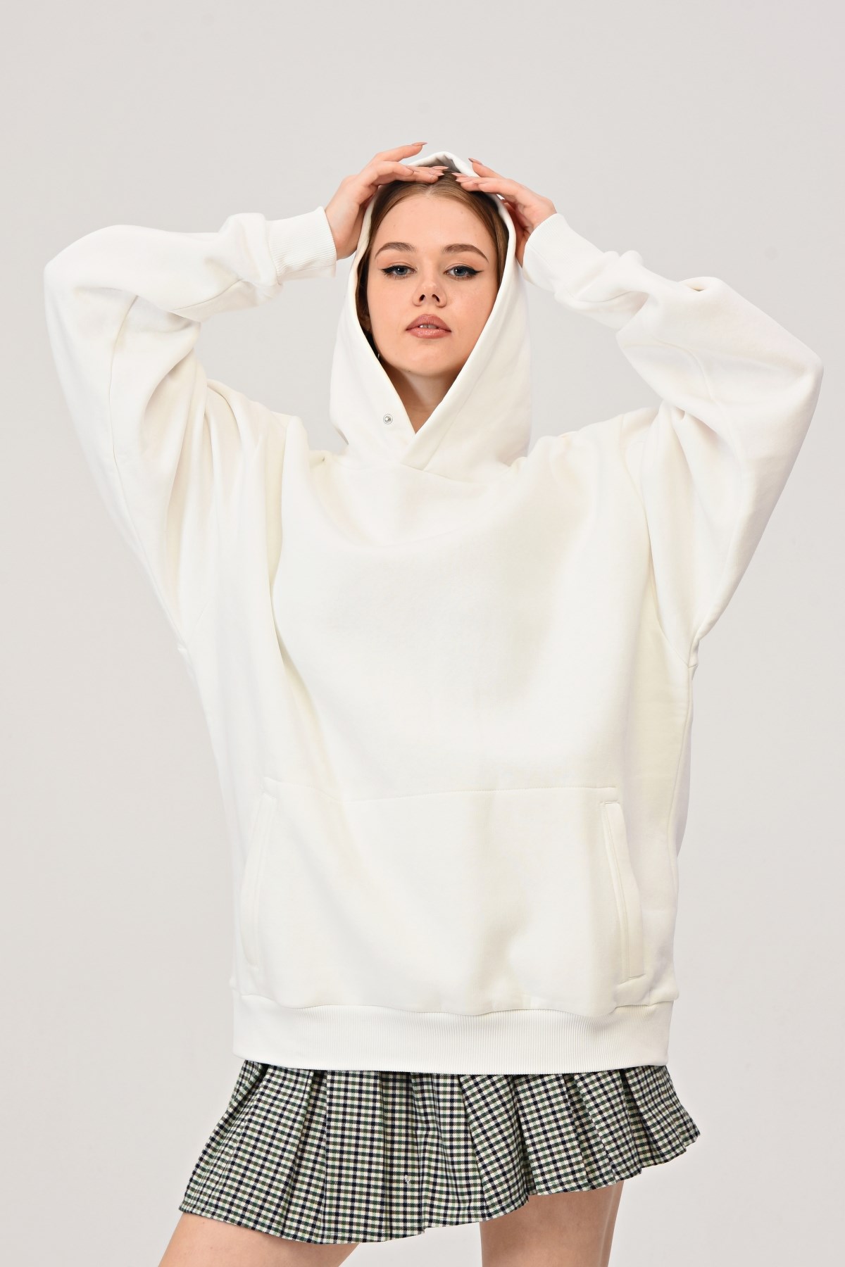 Beyaz Oversize Unisex Sweatshirt