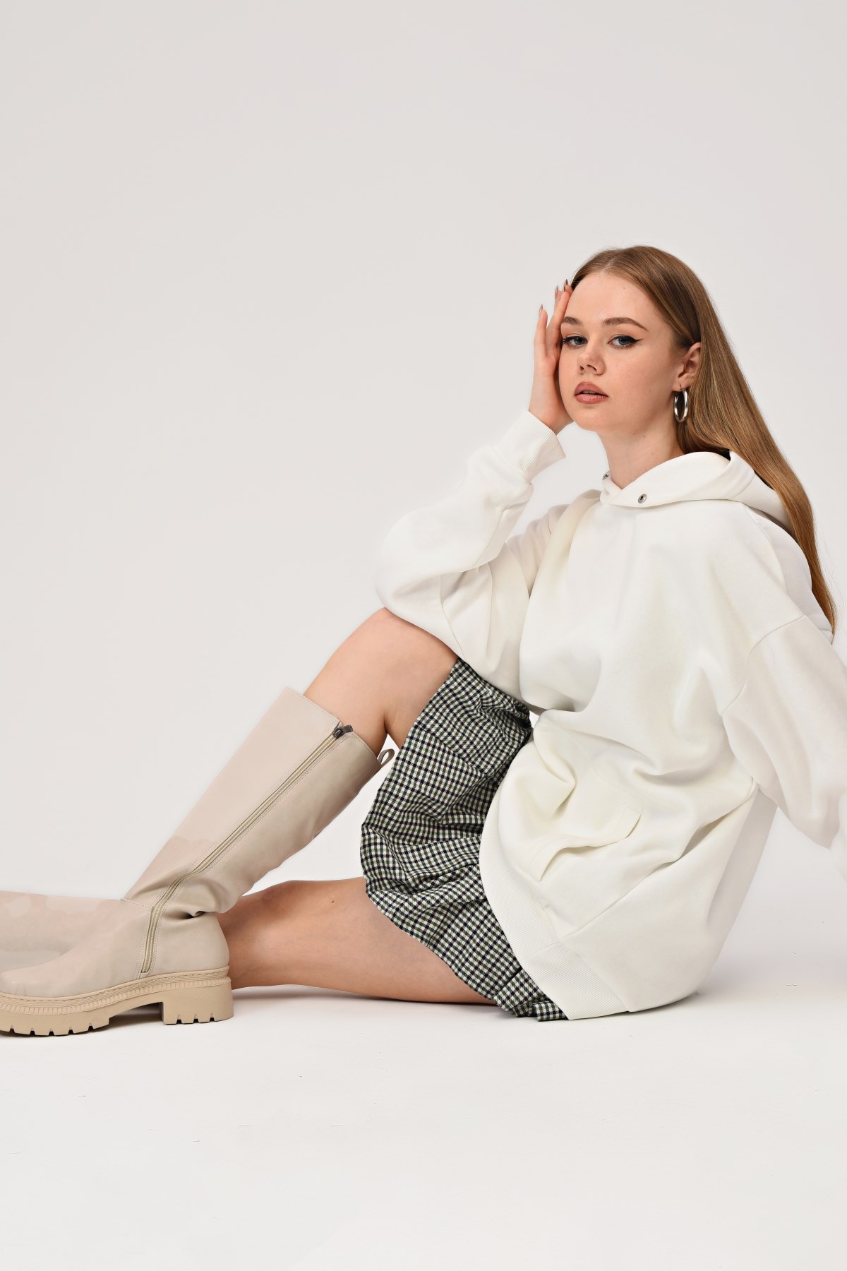 Beyaz Oversize Unisex Sweatshirt