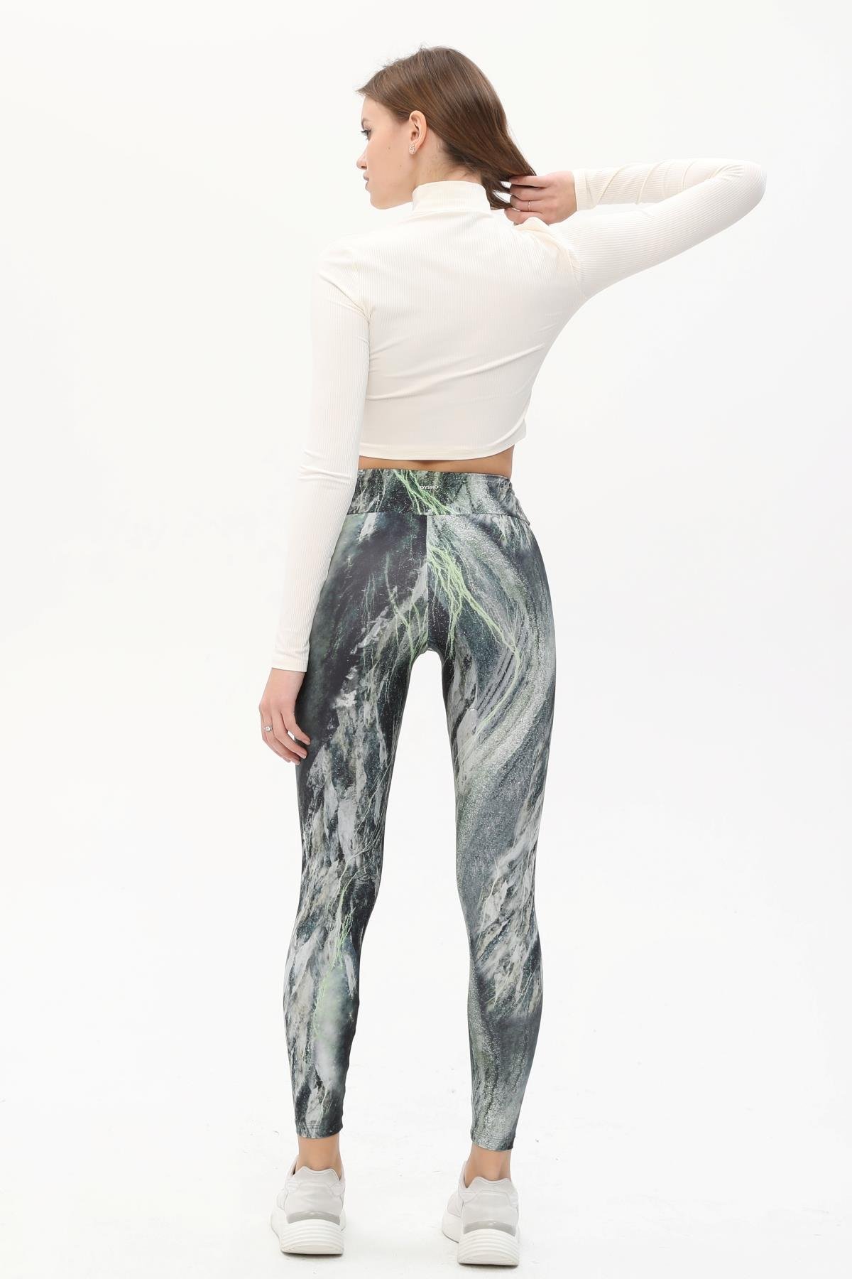 Bilek Hizasında Desenli Spor Tayt