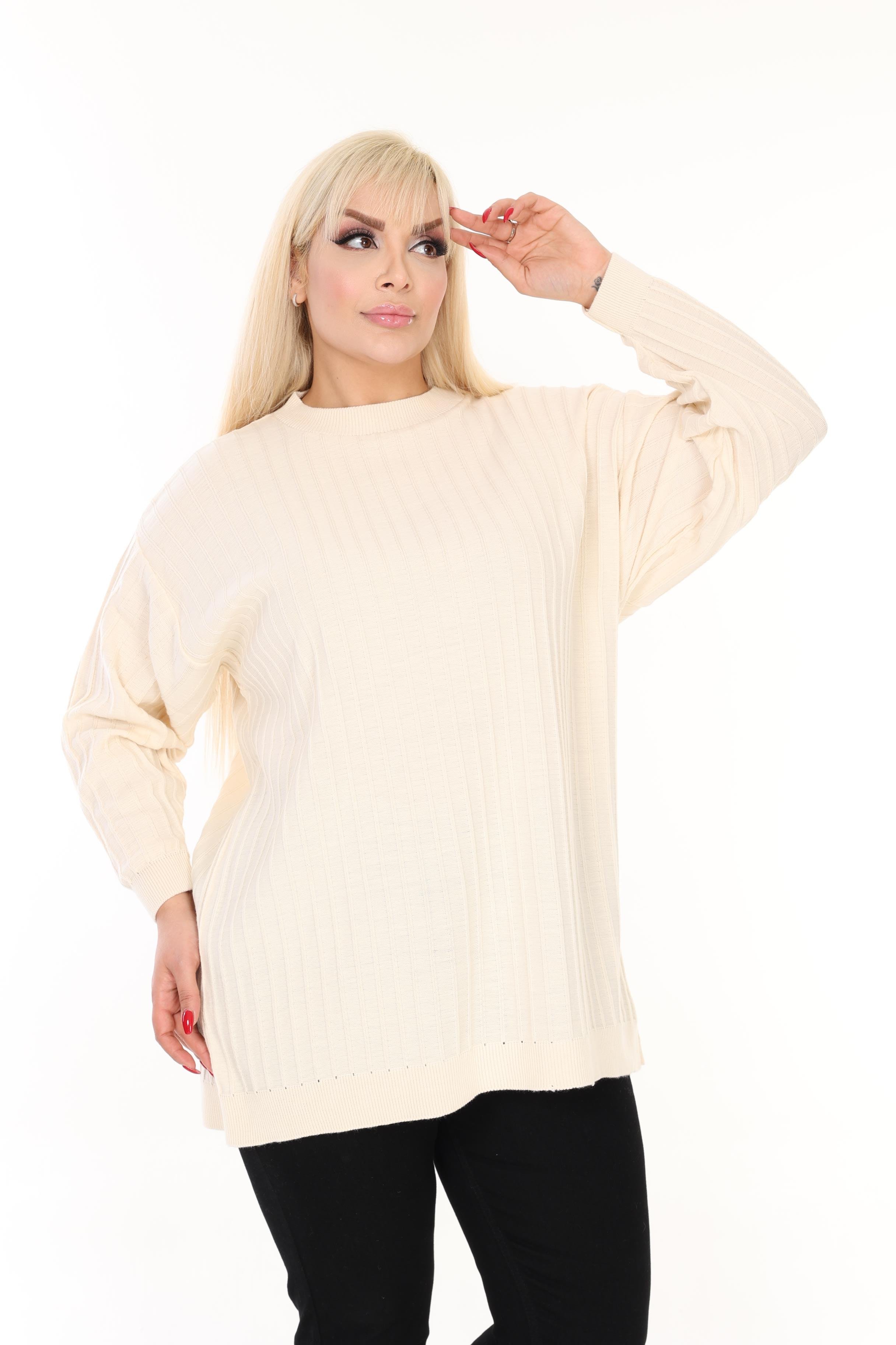 Bisiklet Yaka Rahat Kalıp Büyük Beden Triko Kazak