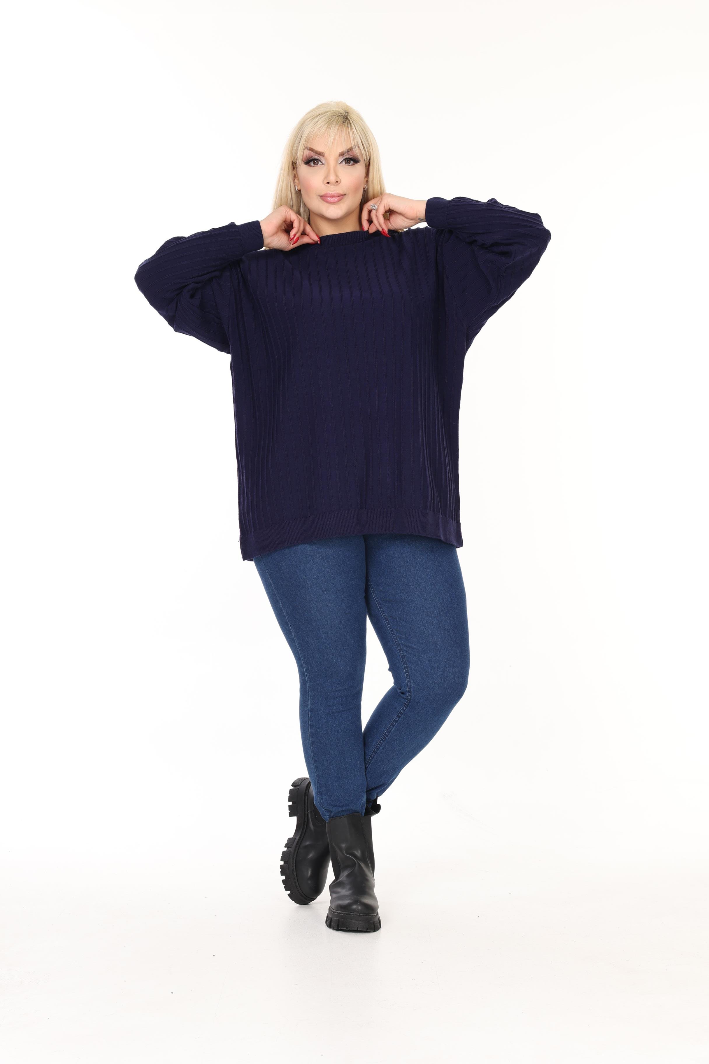 Bisiklet Yaka Rahat Kalıp Büyük Beden Triko Kazak