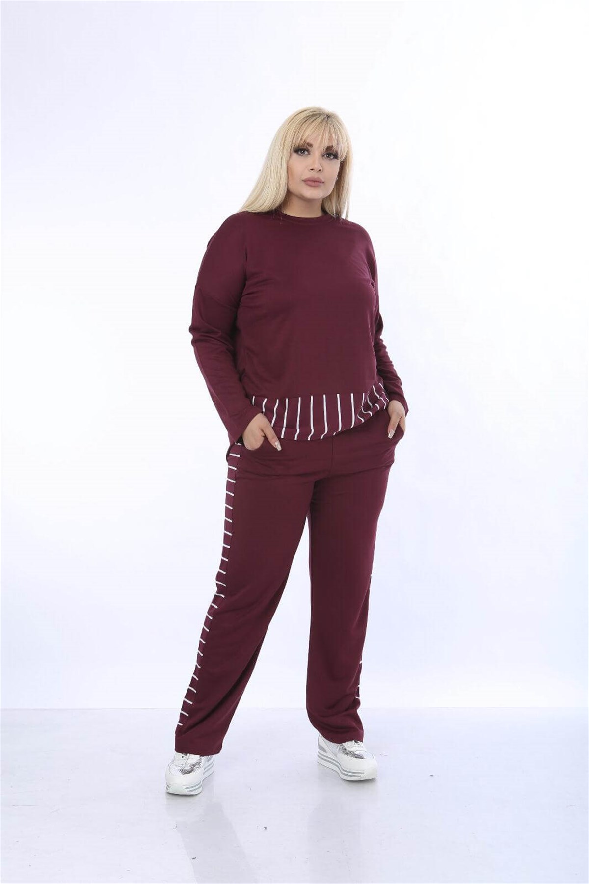 Bordo Çizgi Şeritli Büyük Beden Eşofman Takımı