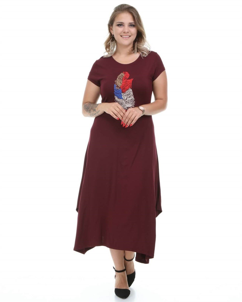 Bordo yaprak nakışlı büyük beden viskon elbise 