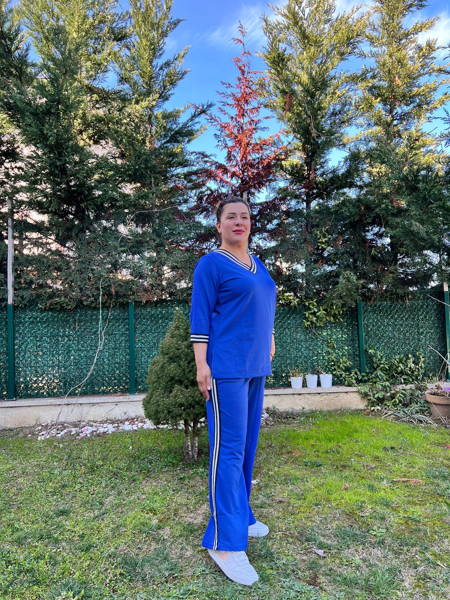 Büyük Beden Şeritli Alt-Üst Örme Takım