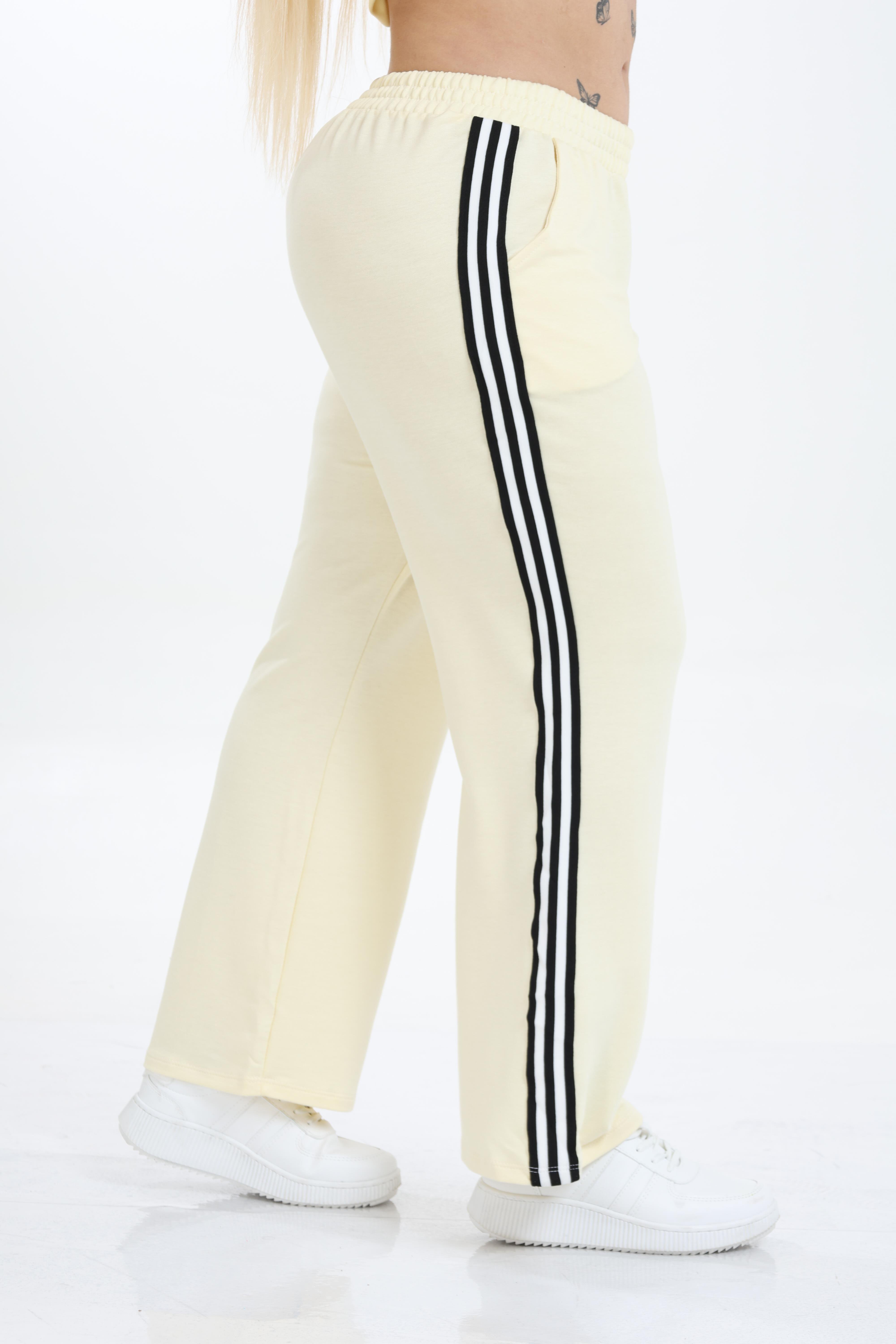 Büyük Beden Şeritli Alt-Üst Örme Takım