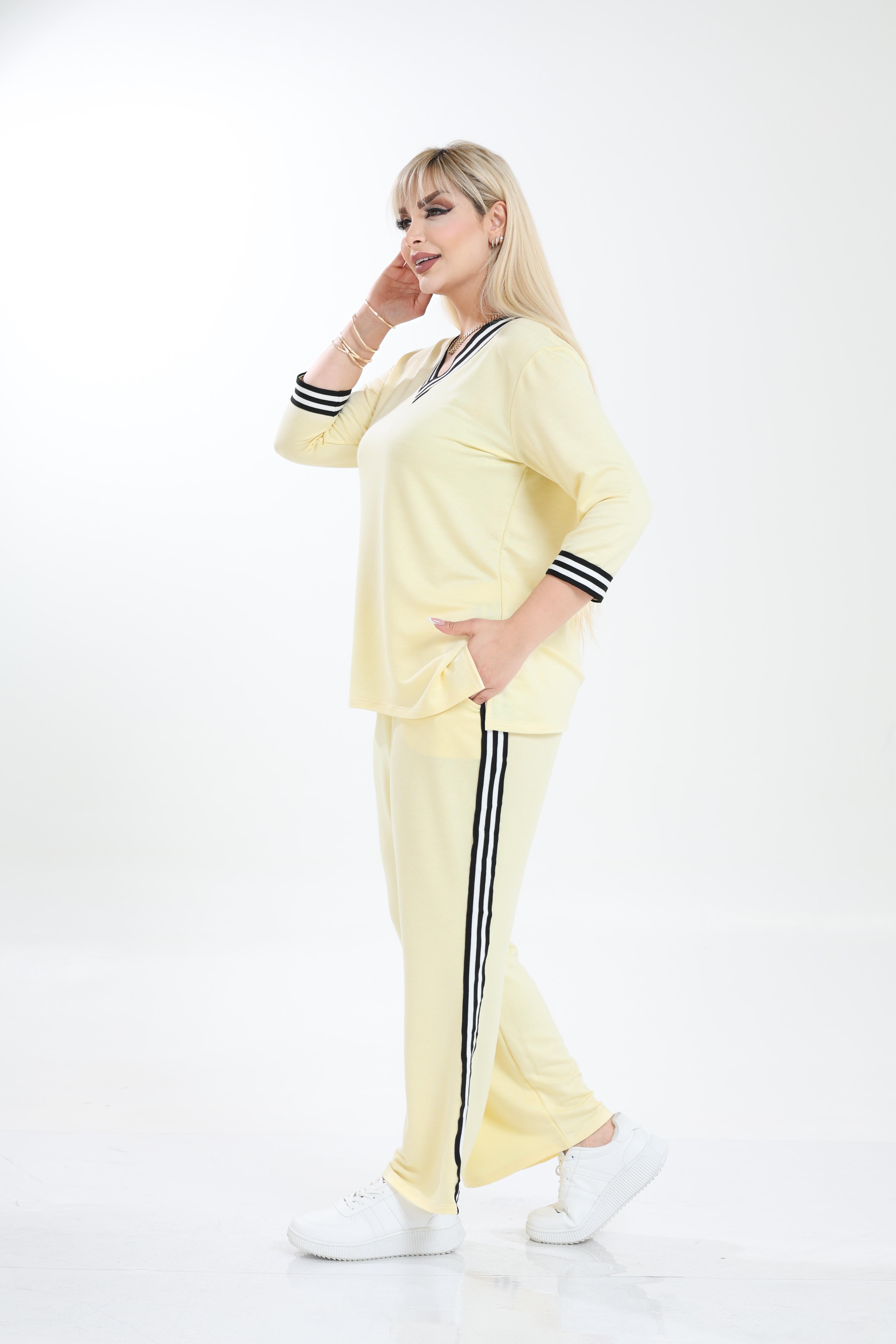 Büyük Beden Şeritli Alt-Üst Örme Takım