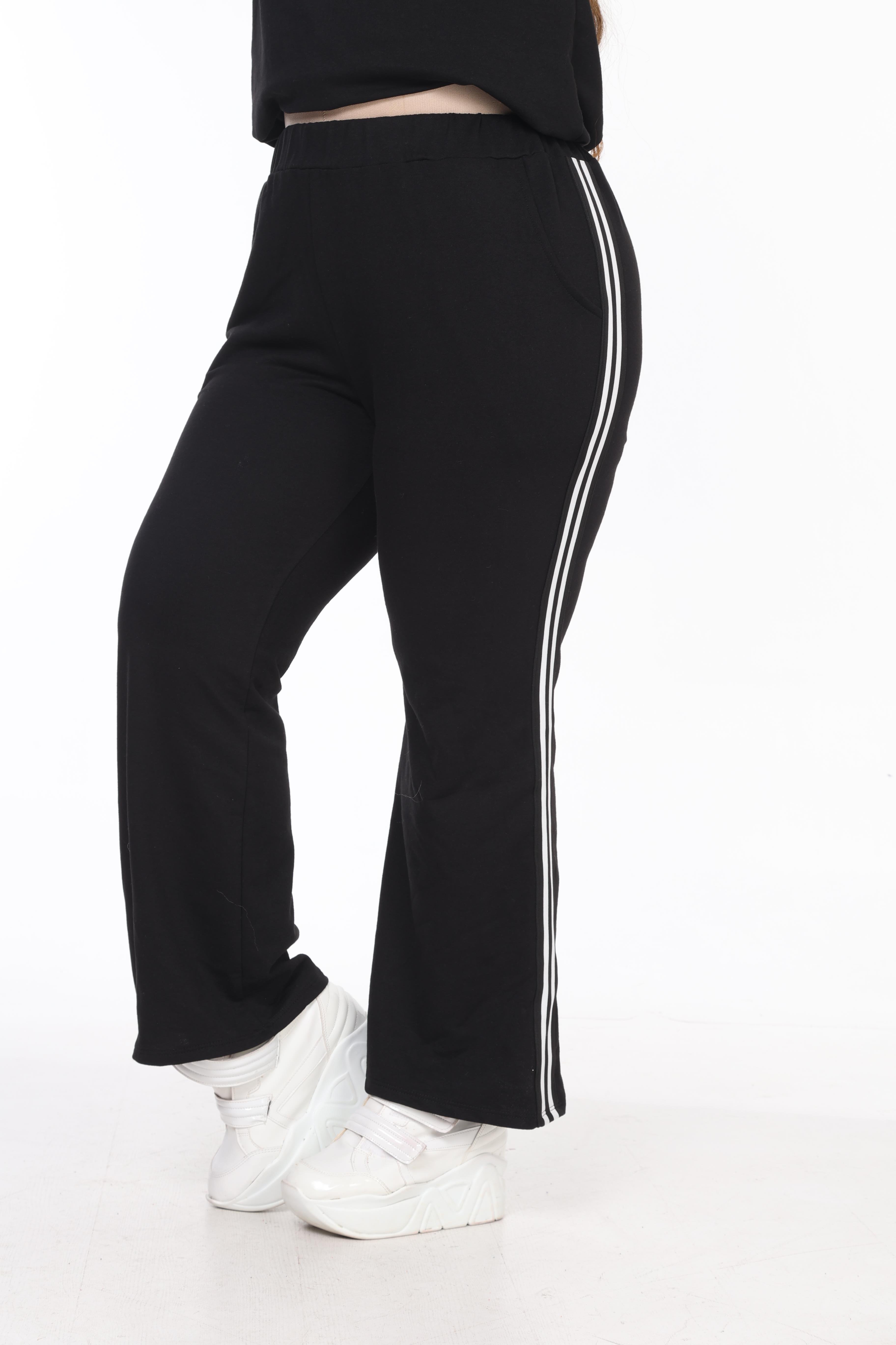 Büyük Beden Şeritli Alt-Üst Örme Takım