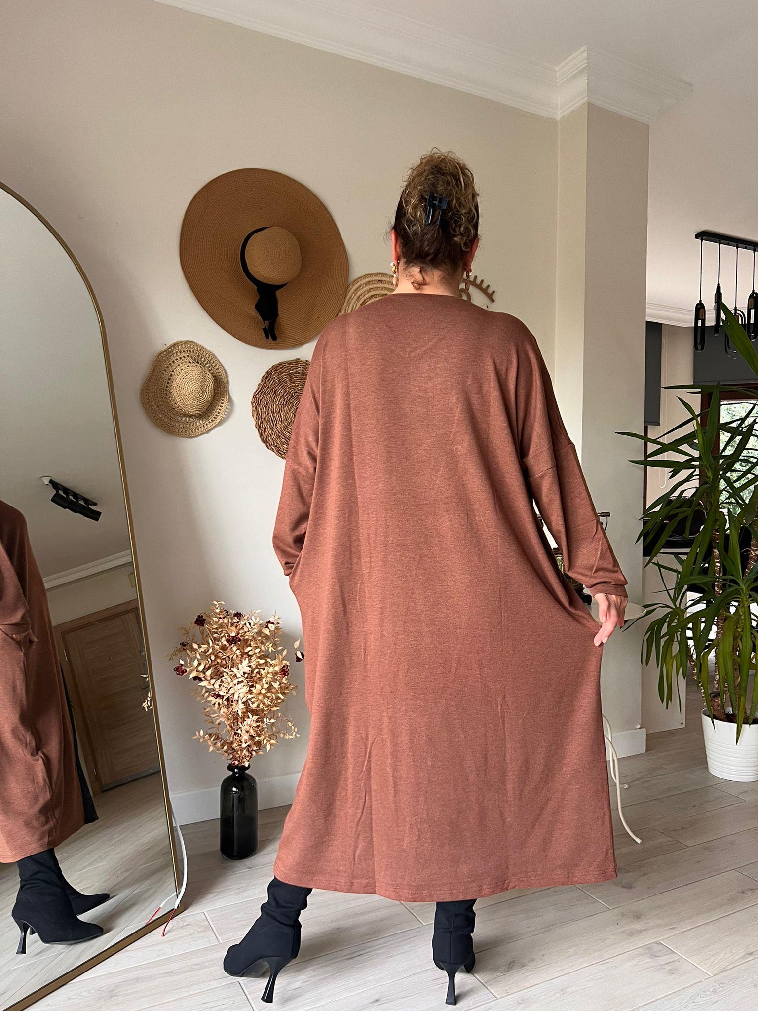 Çilek Kumaş Deri Detaylı Oversize Rahat Kalıp Elbise | Mjora Butik
