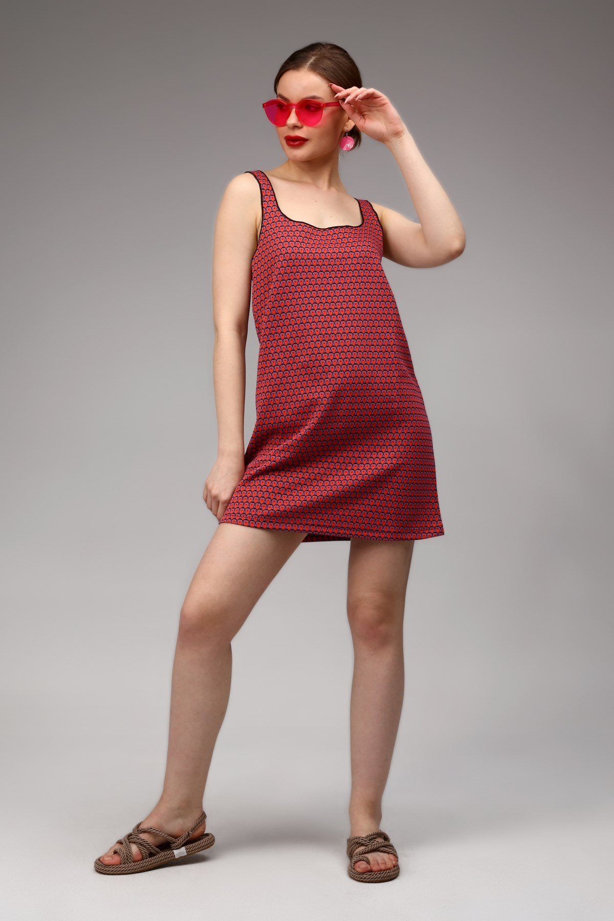 Desenli Dokulu Kalın Askılı Mini Elbise 