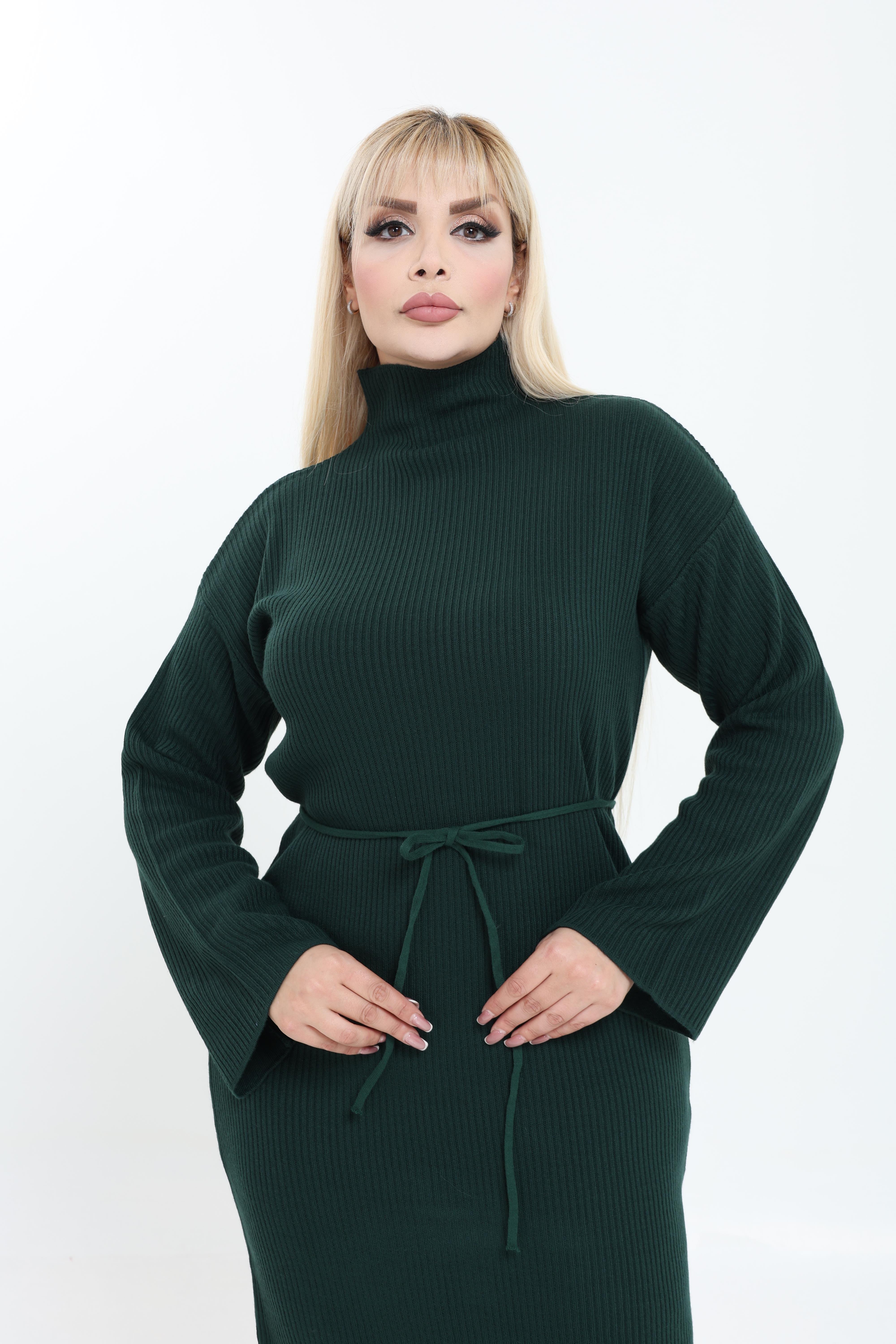 Dik Yaka Geniş Kol Triko Örme Elbise