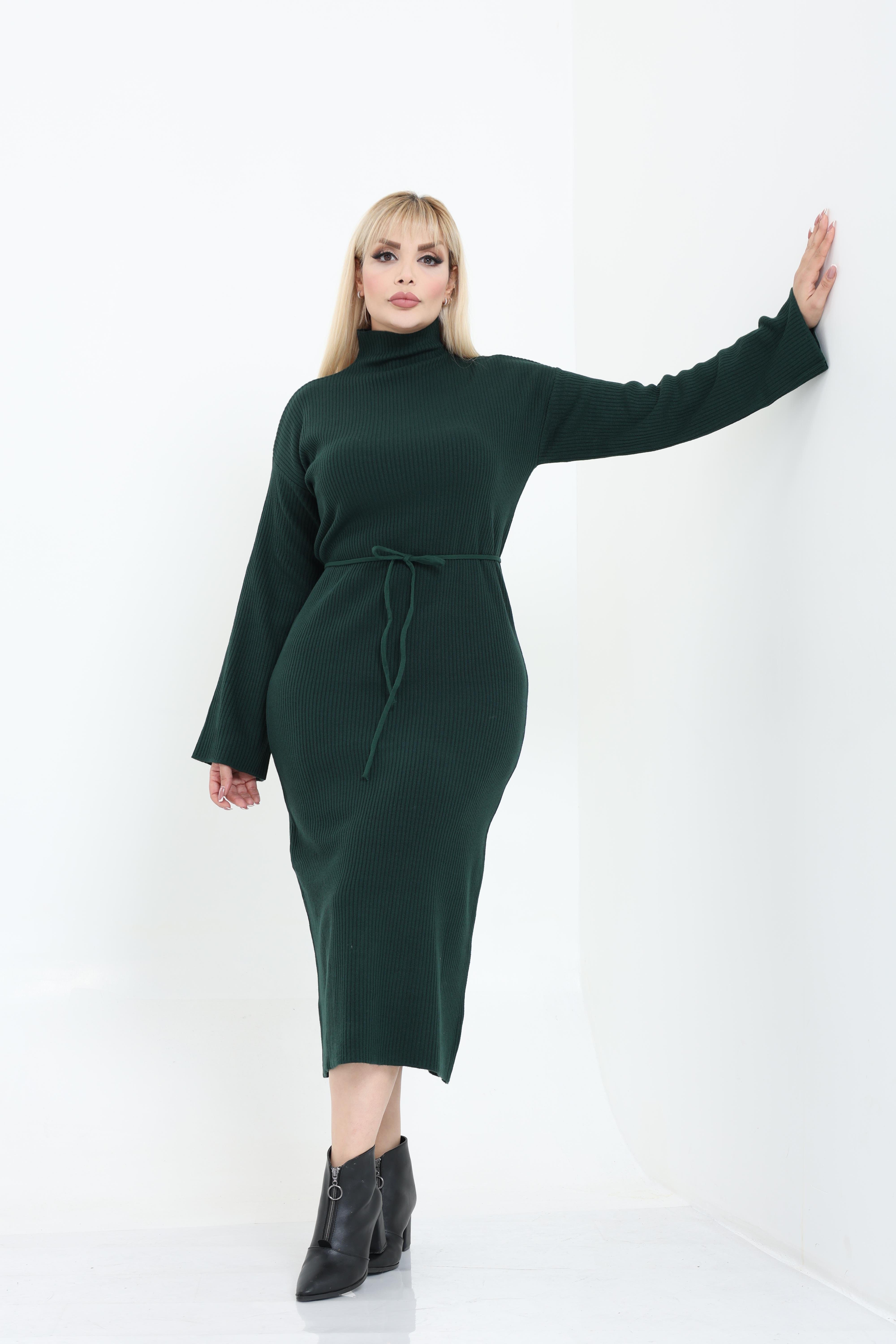 Dik Yaka Geniş Kol Triko Örme Elbise