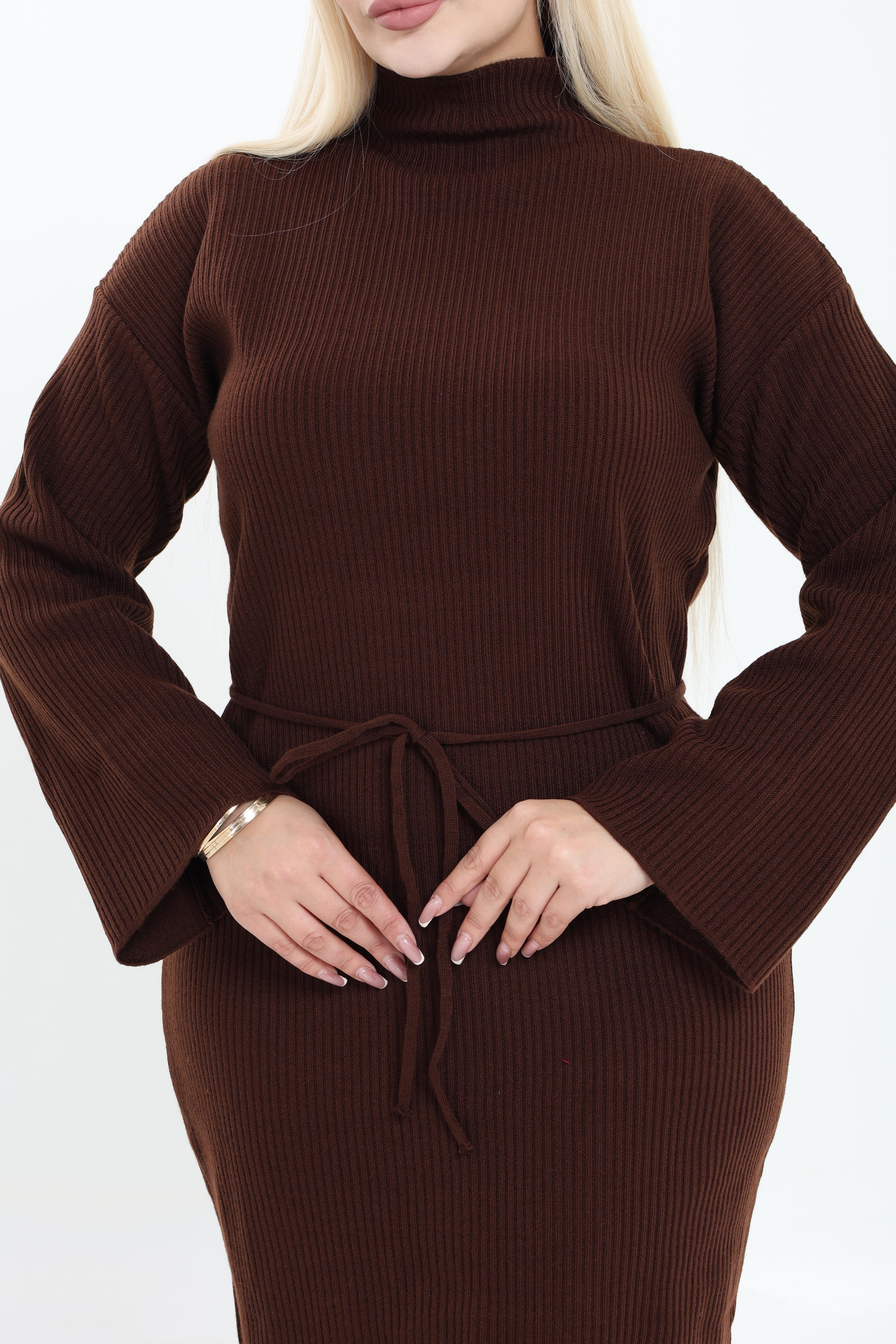 Dik Yaka Geniş Kol Triko Örme Elbise