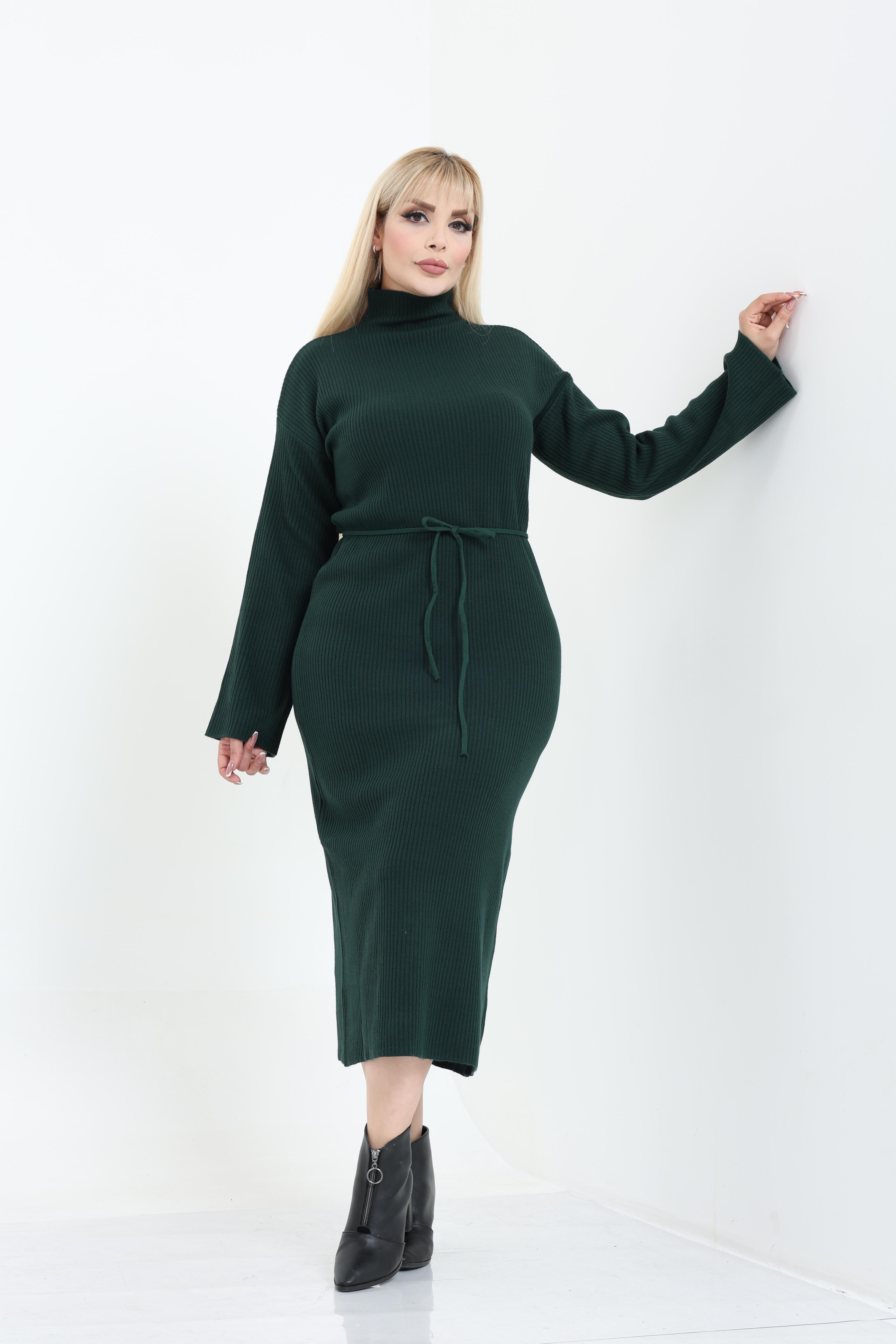 Dik Yaka Geniş Kol Triko Örme Elbise