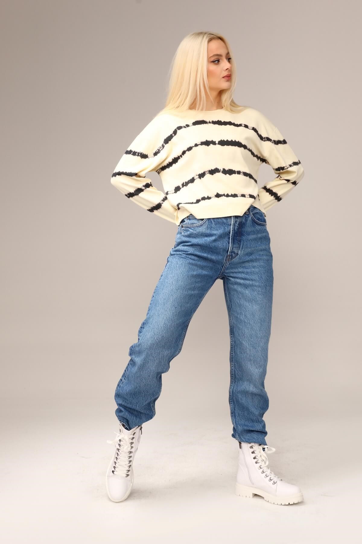 Ekru 2 İplik Şeritli Crop Sweatshirt
