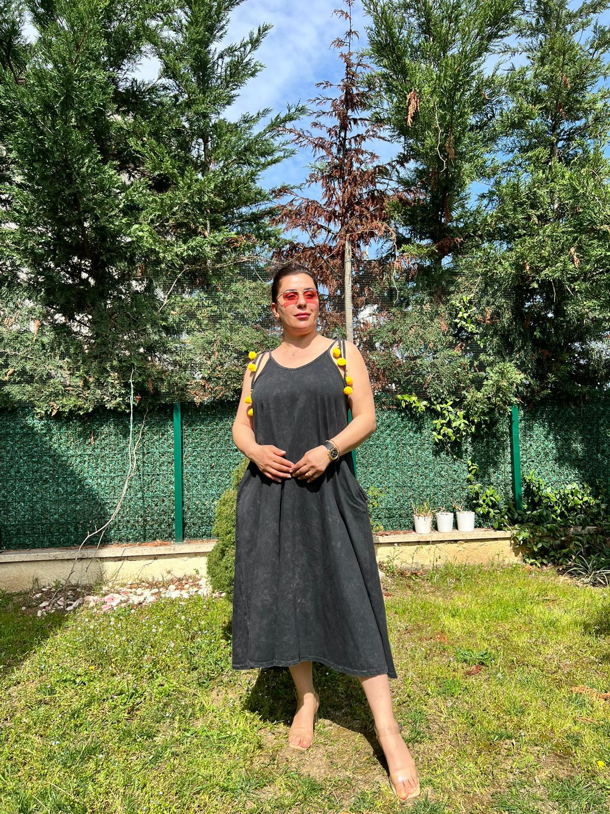 İp Askılı Cepli Geniş Kesim %100 Pamuk Yıkamalı Maxi Elbise