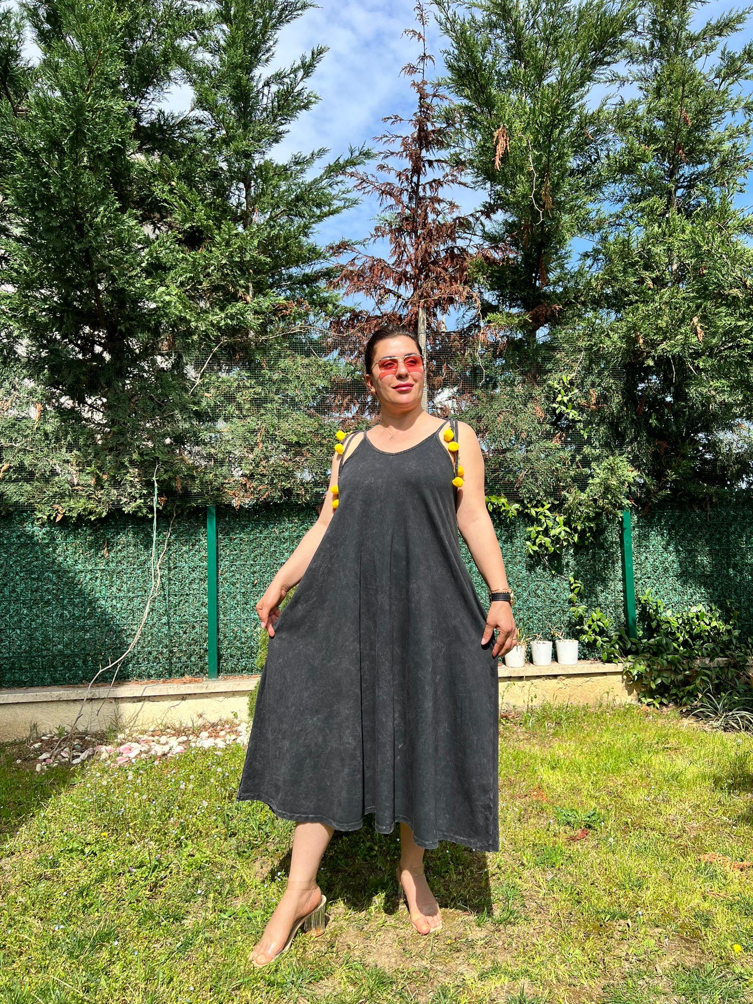 İp Askılı Cepli Geniş Kesim %100 Pamuk Yıkamalı Maxi Elbise